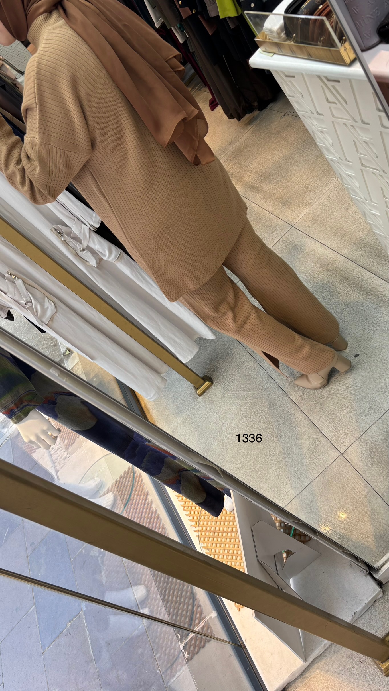 1336 Düğme Detaylı Örme Tirko Takım