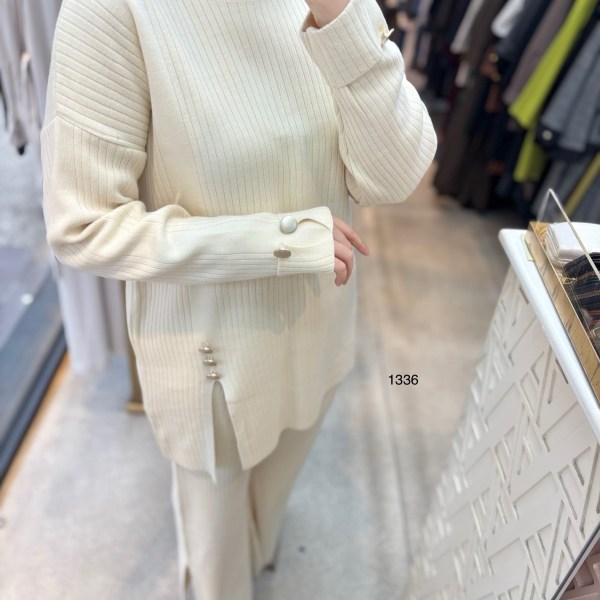 1336 Düğme Detaylı Örme Tirko Takım - Görsel 11