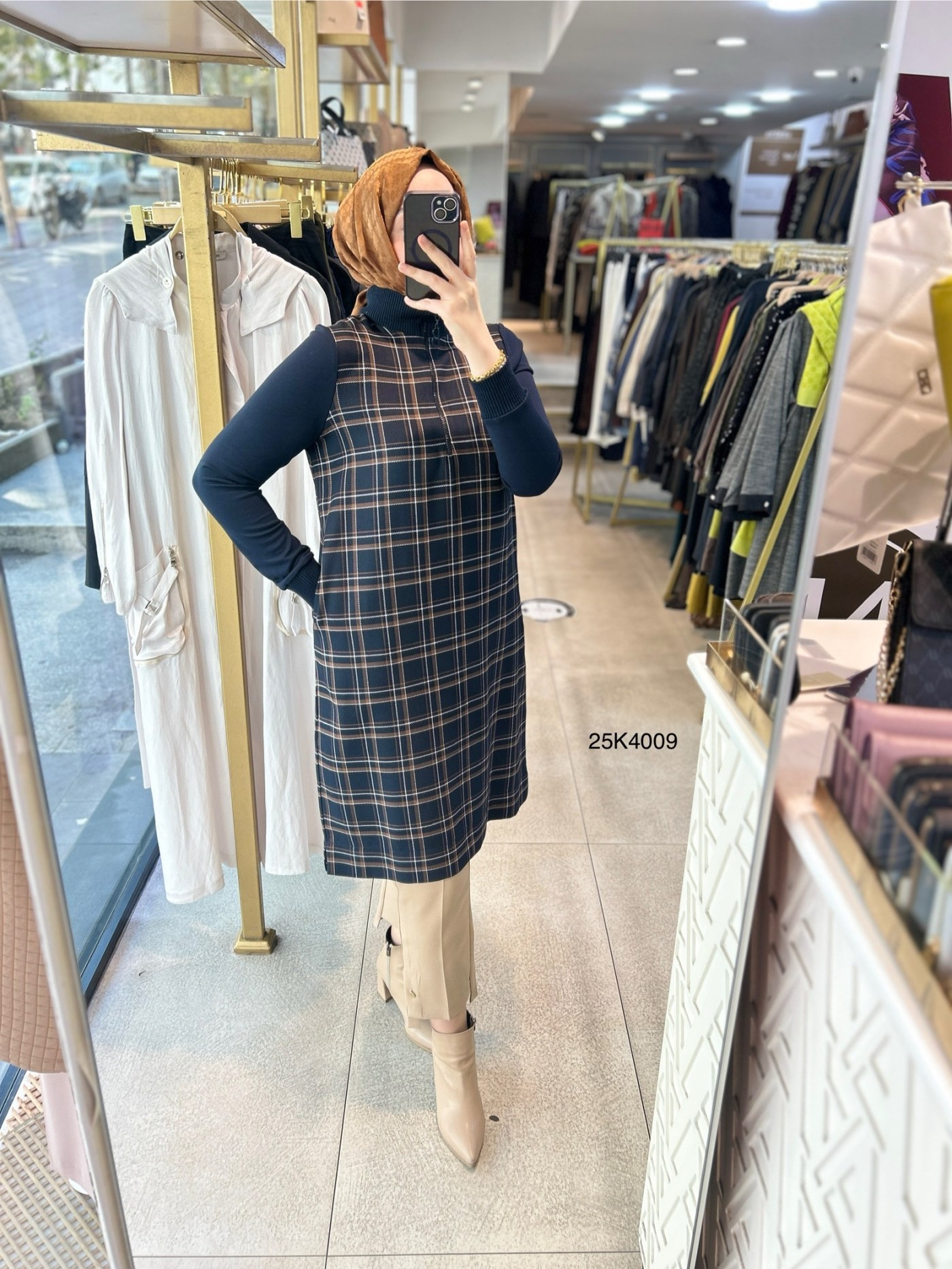 25K4009 Belli Ekose Tunik