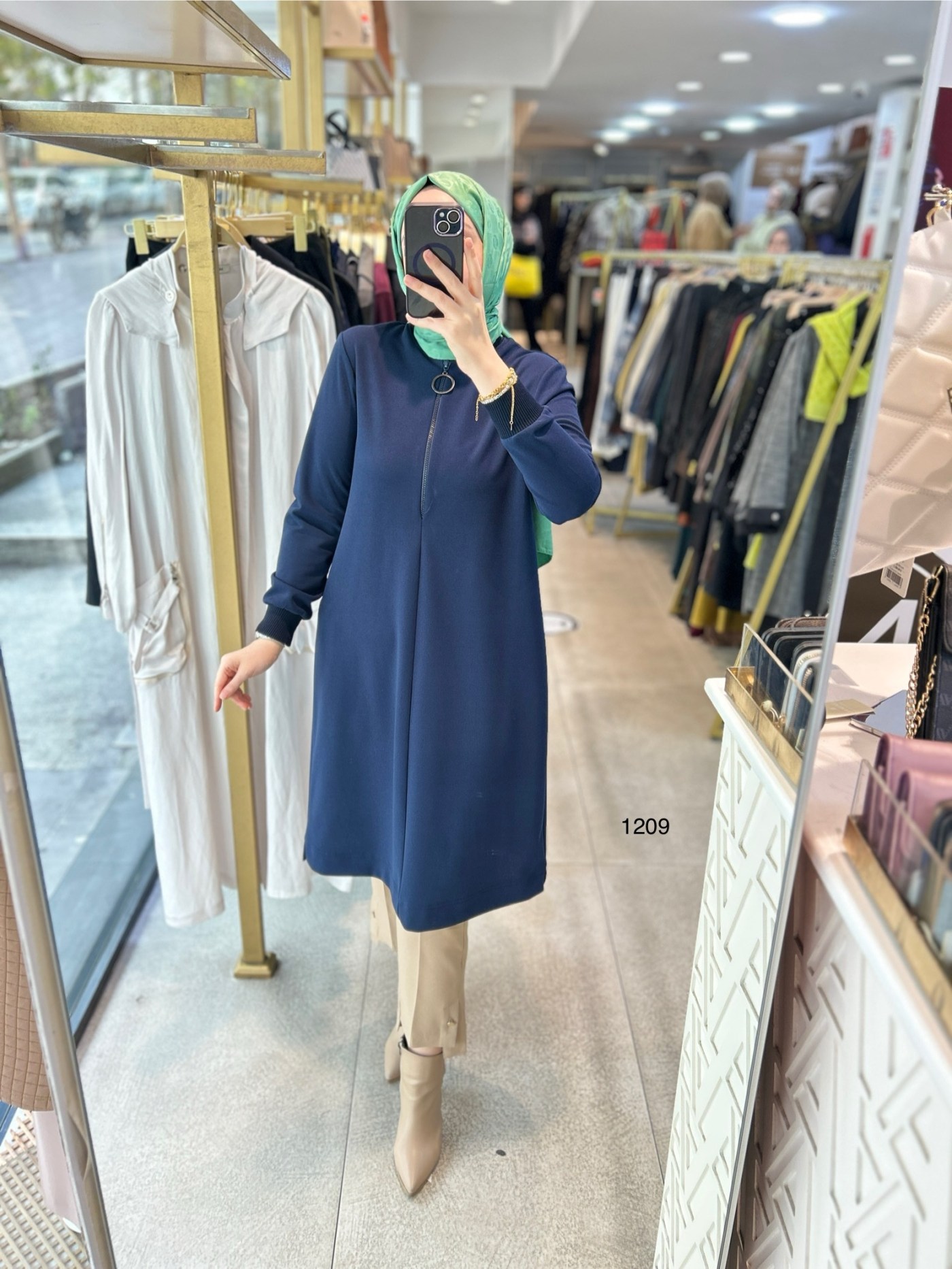 1209 Ribanalı Fermuarlı Tunik