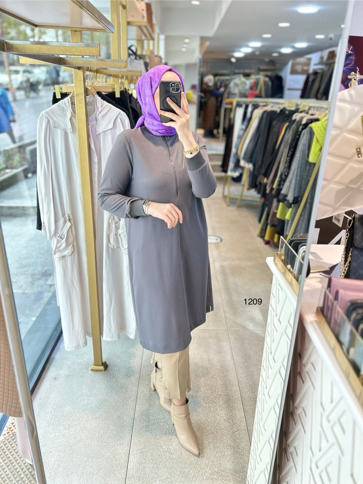 1209 Ribanalı Fermuarlı Tunik