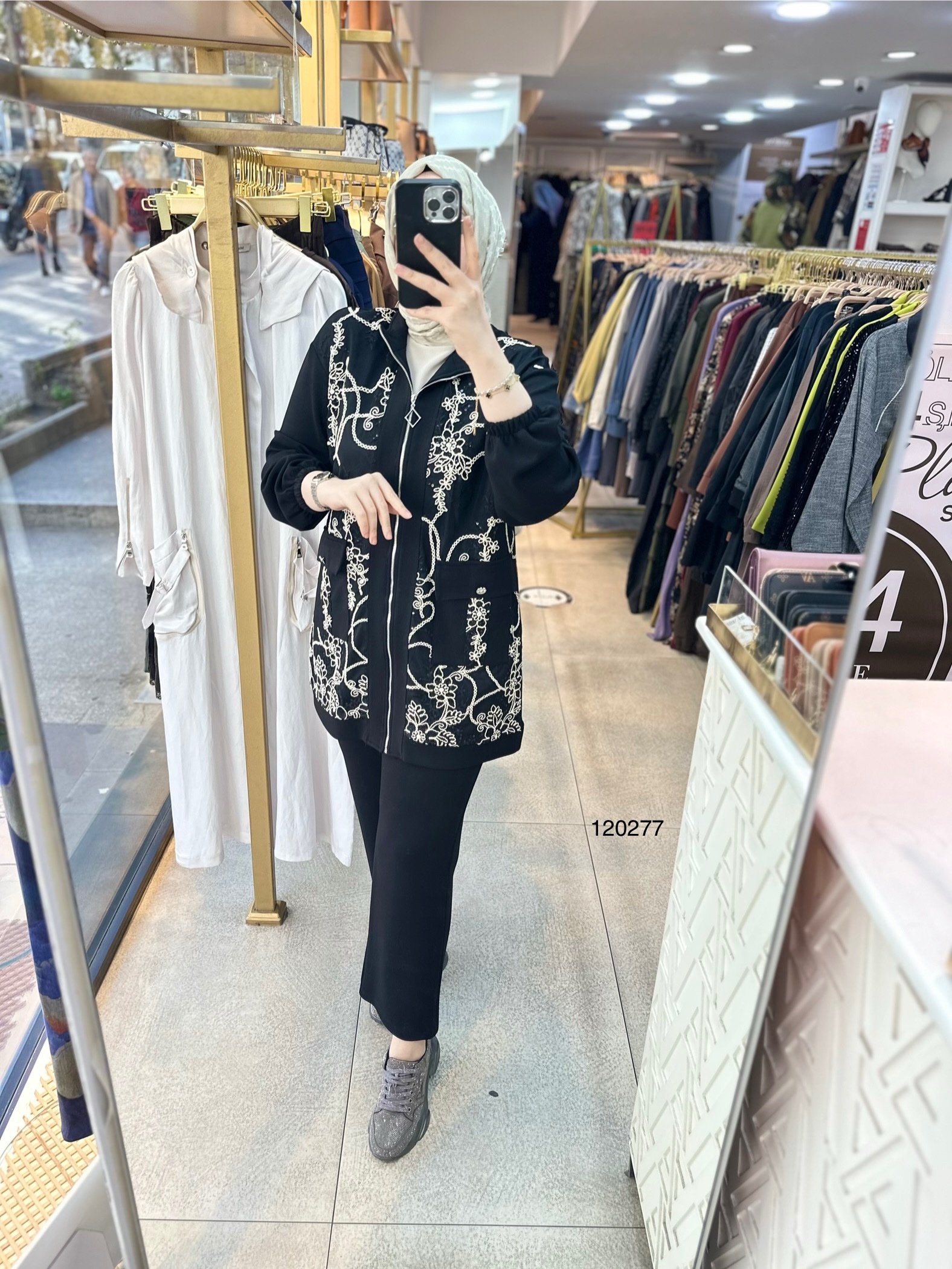 120277 Nakış Detaylı Fermuarlı Takım - Görsel 6