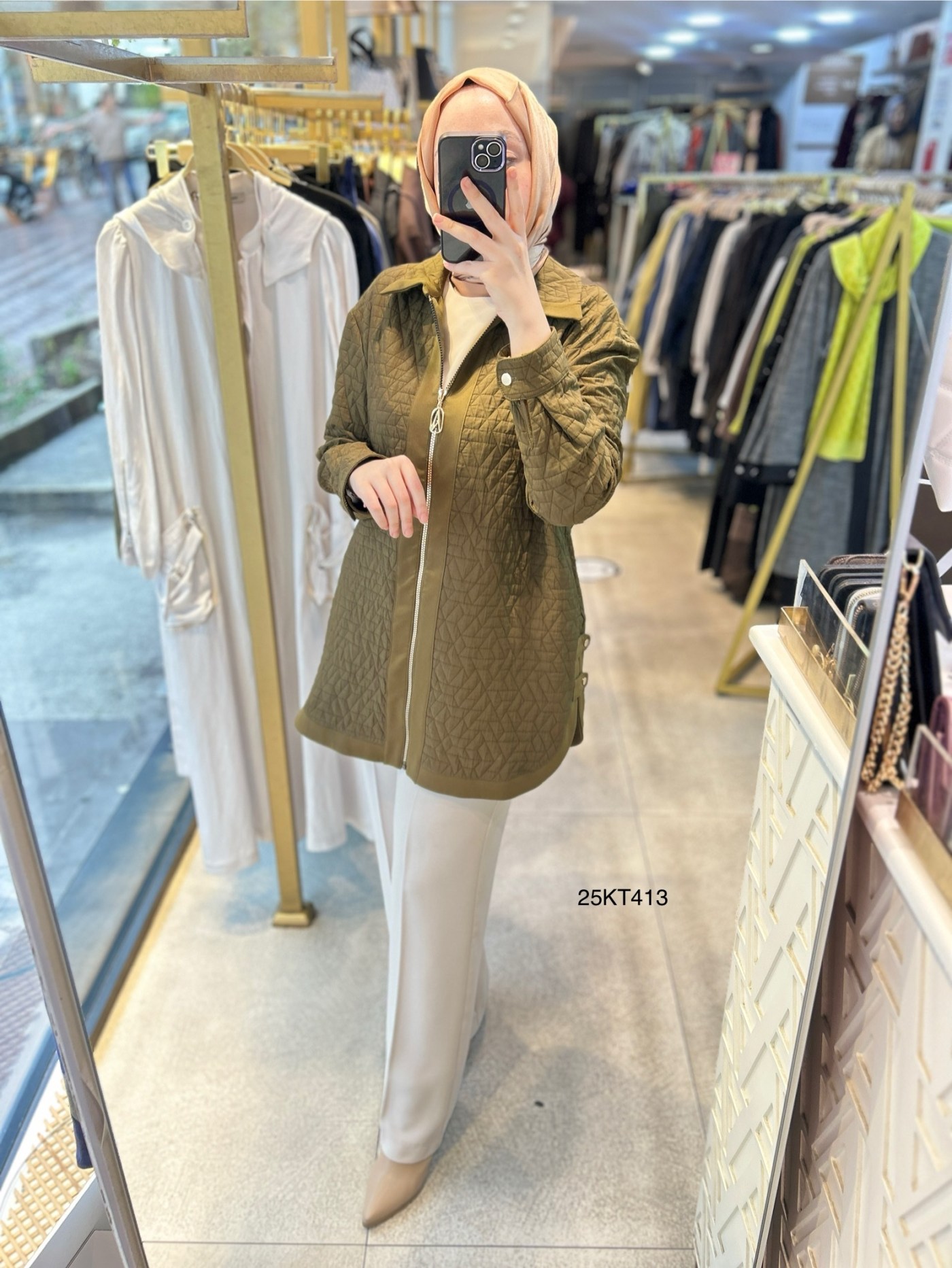 25KT413 Armine Trend Kapitone Kap