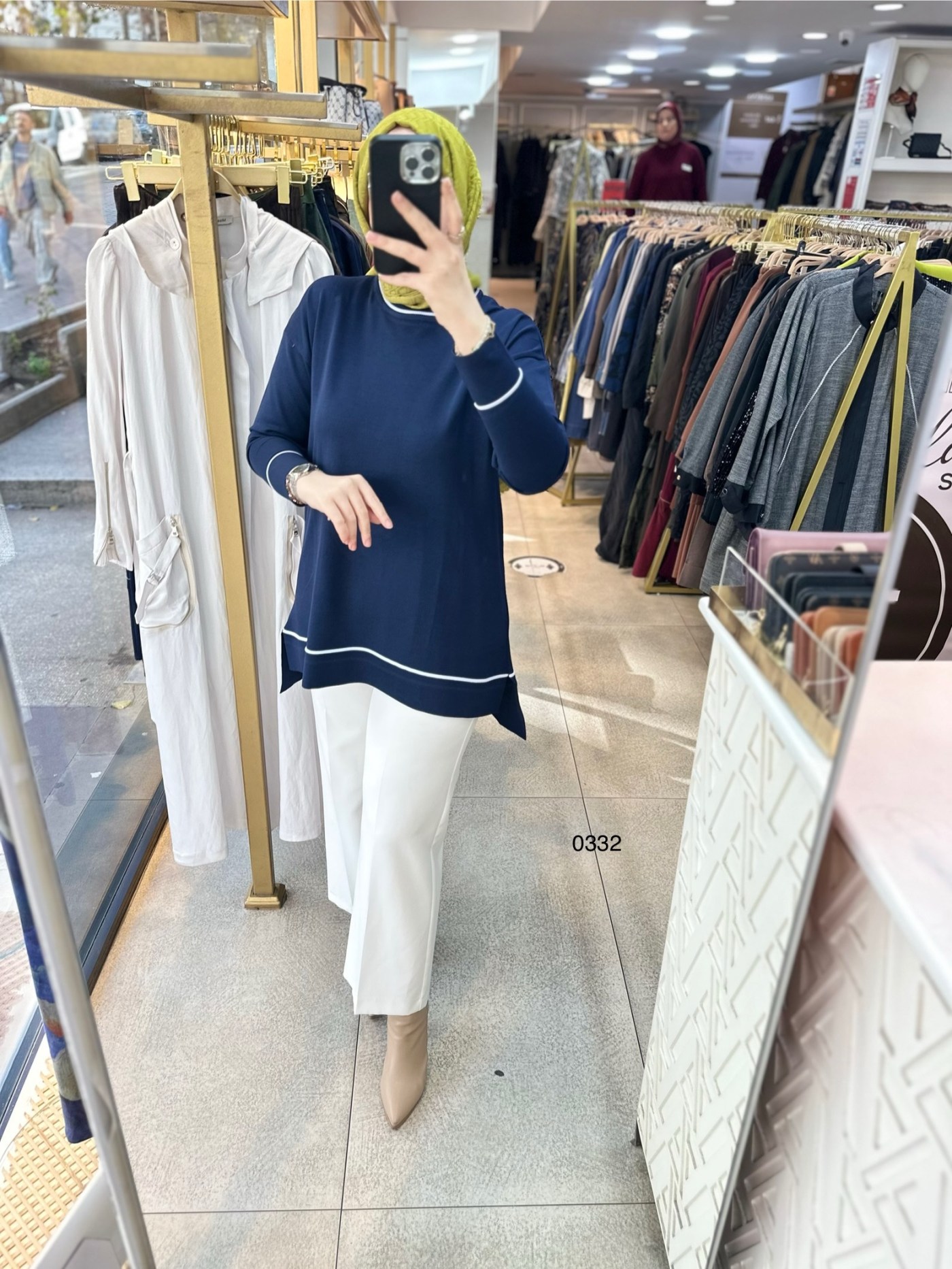 0332 Çizgi Detaylı Merserize Tunik