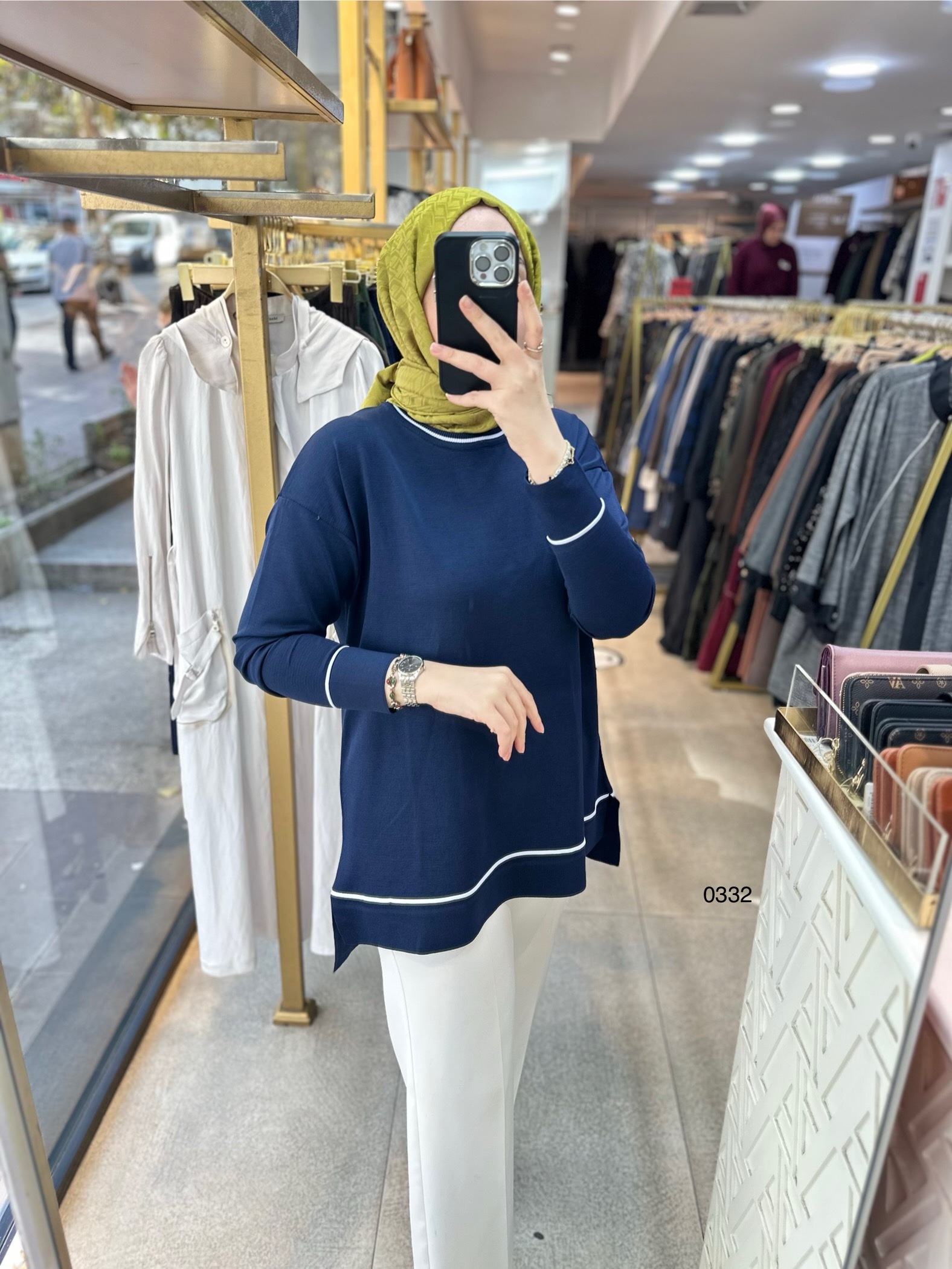 0332 Çizgi Detaylı Merserize Tunik - Görsel 5