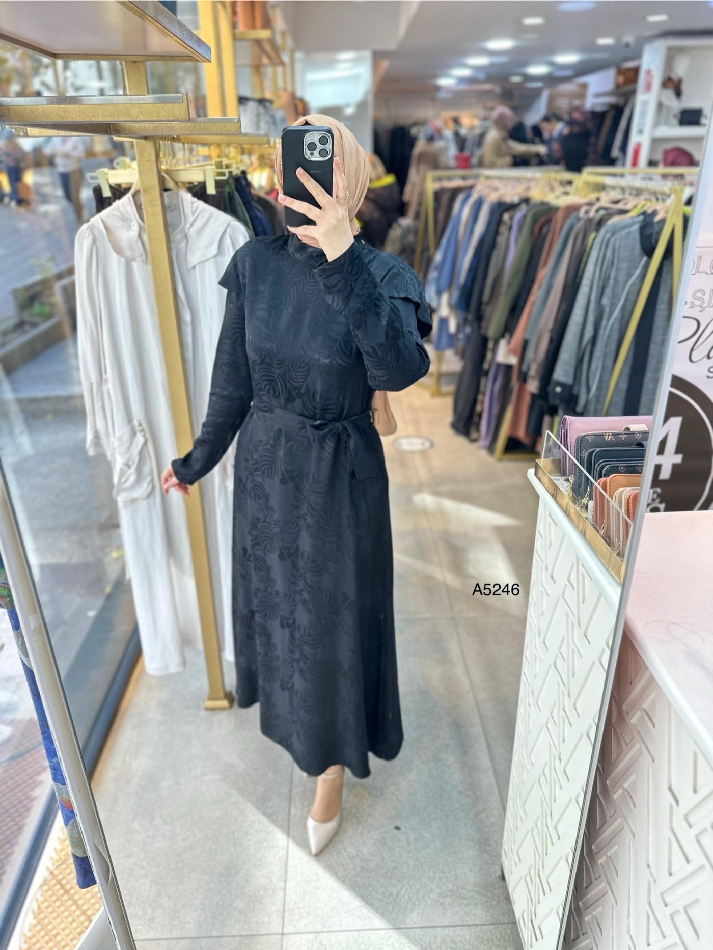 A5246 Desenli Saten Krep Kumaş Elbise