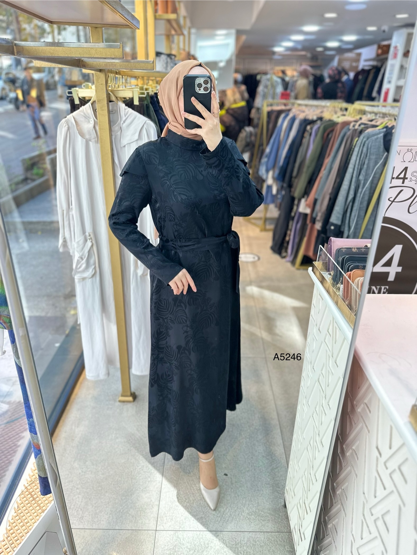 A5246 Desenli Saten Krep Kumaş Elbise - Görsel 7