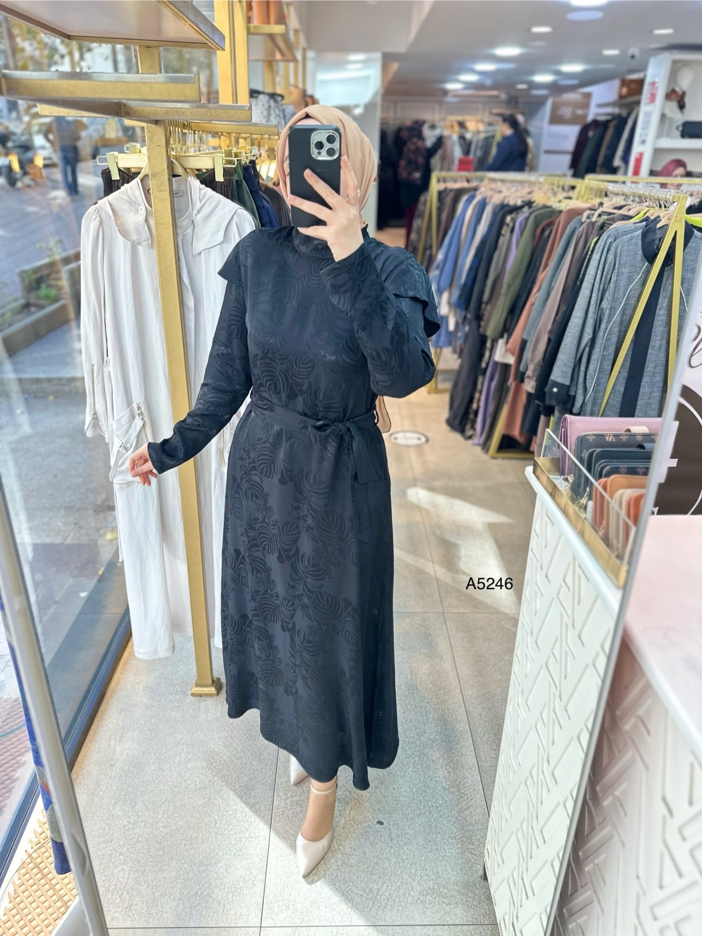 A5246 Desenli Saten Krep Kumaş Elbise