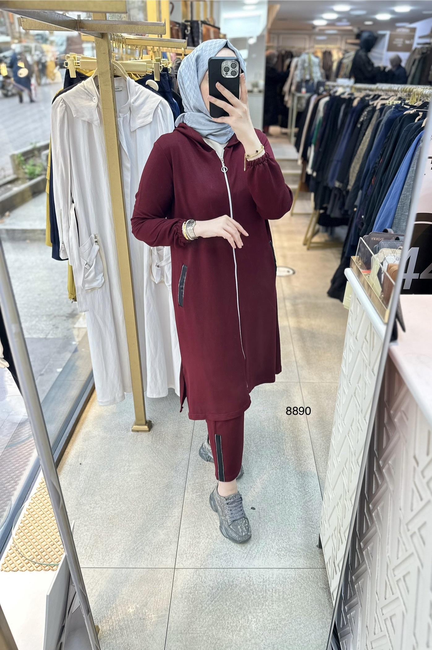 8890 Ön Fermuarlı Takım