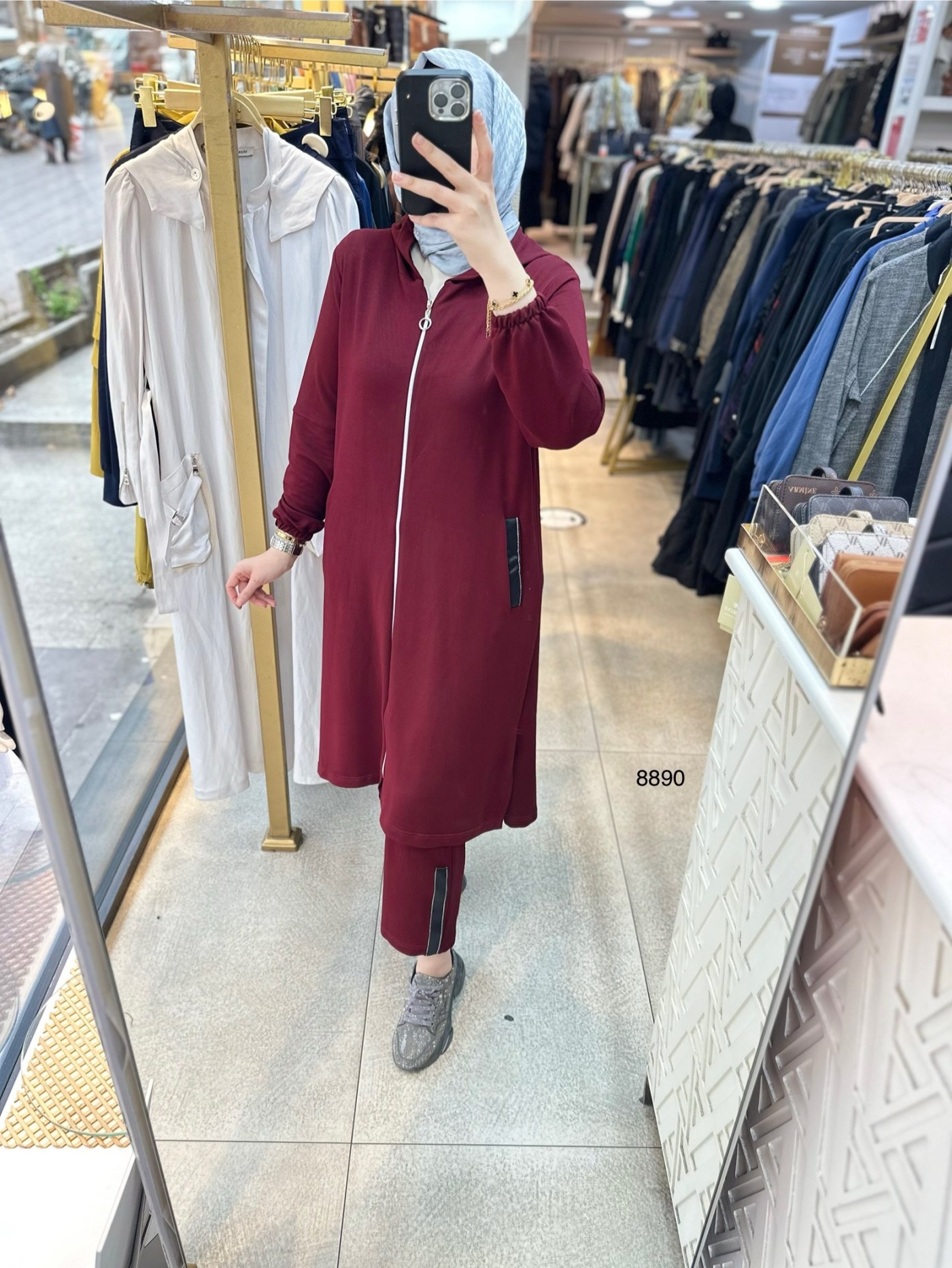 8890 Ön Fermuarlı Takım