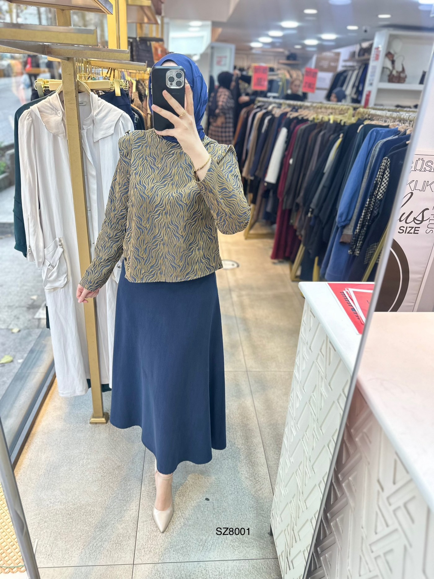 SZ8001 Selma Zaferoğlu Zebra Desen Etekli Takım