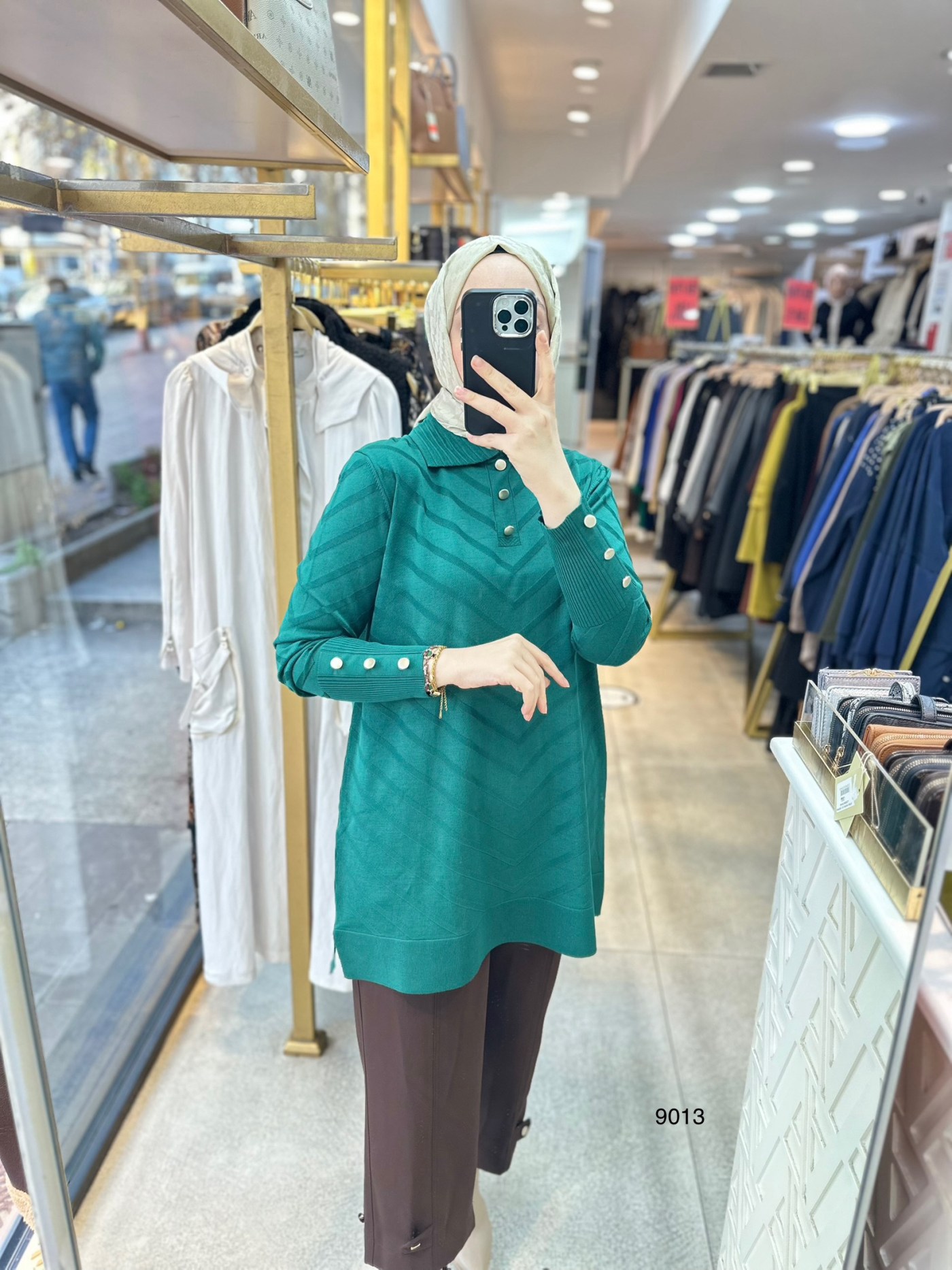 9013 Düğme Detaylı Merserize Triko