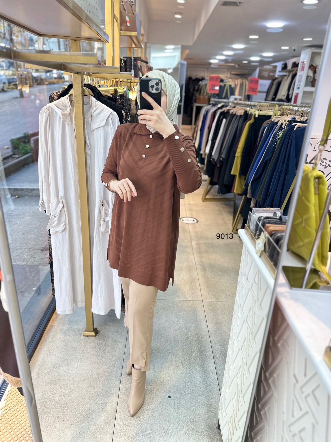 9013 Düğme Detaylı Merserize Triko