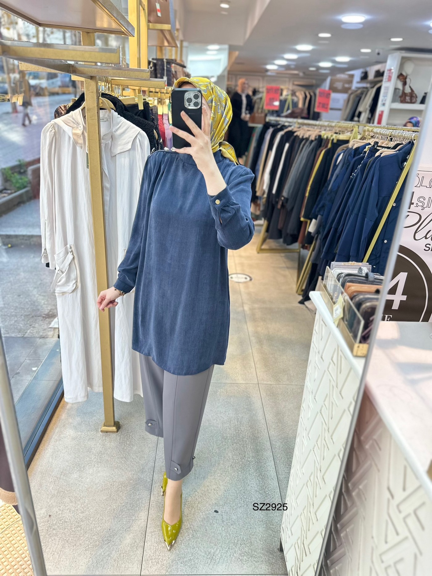 SZ2925 Selma Zaferoğlu Düğme Detaylı İpek Kupra Tunik