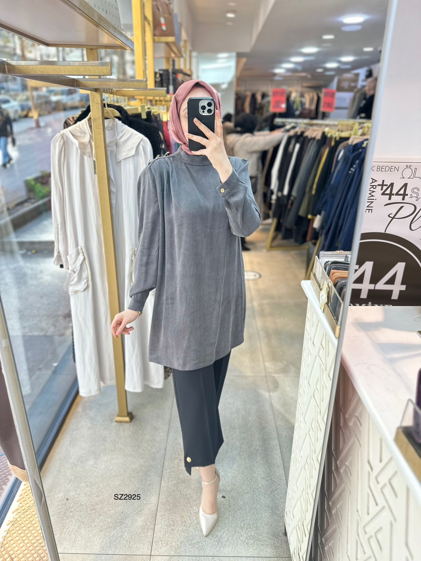 SZ2925 Selma Zaferoğlu Düğme Detaylı İpek Kupra Tunik