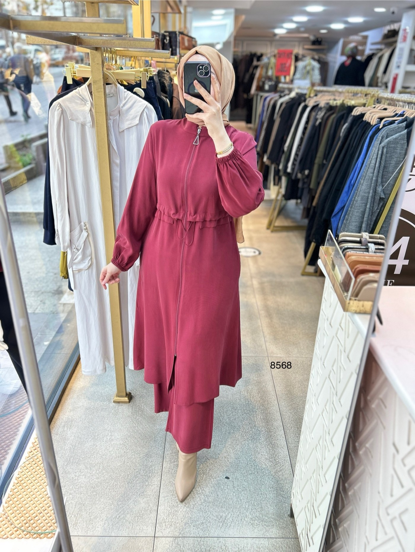 8568 Fermuarlı Takım