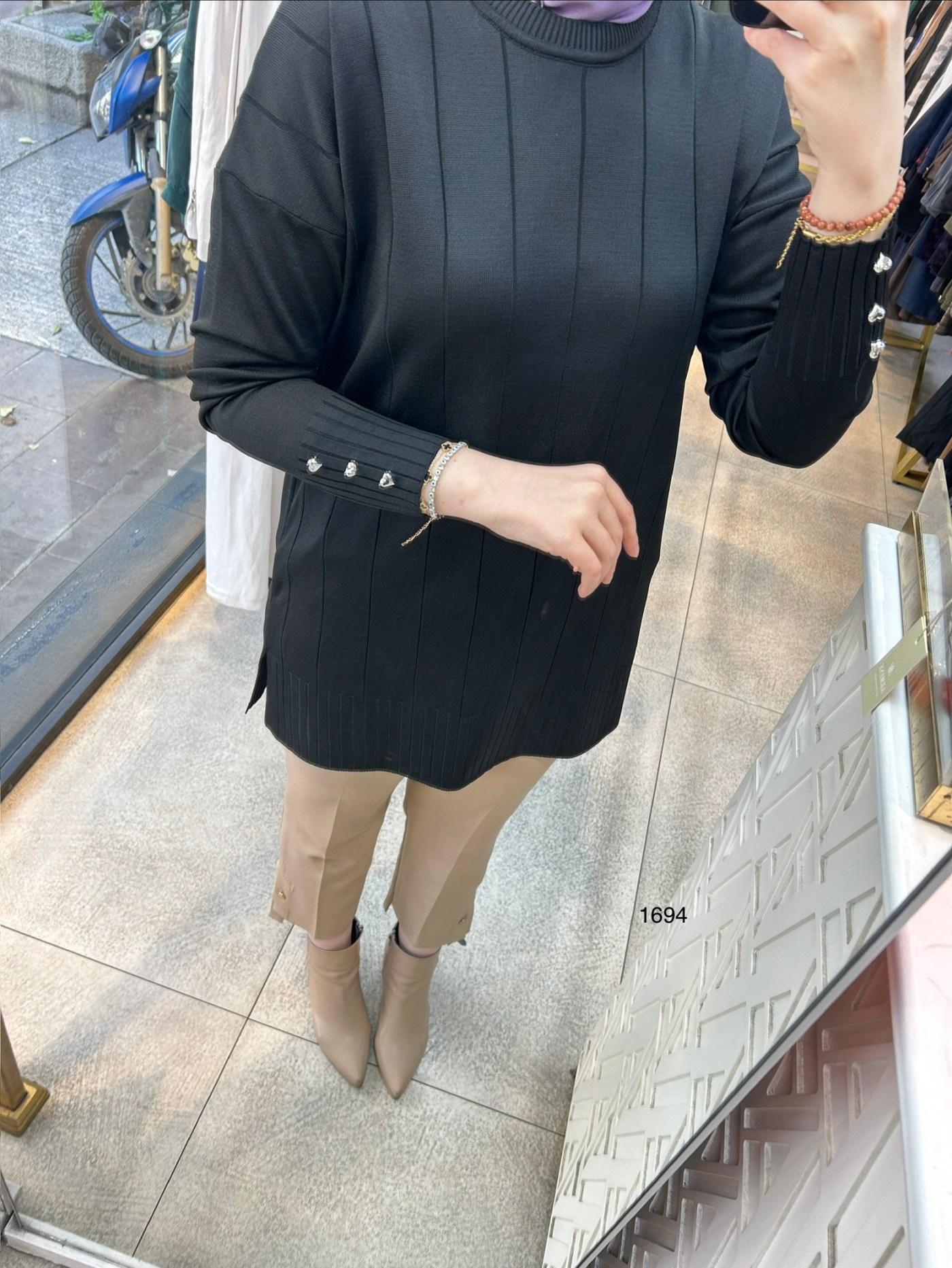 1694 Düz Şerit Detaylı Merserize Tunik