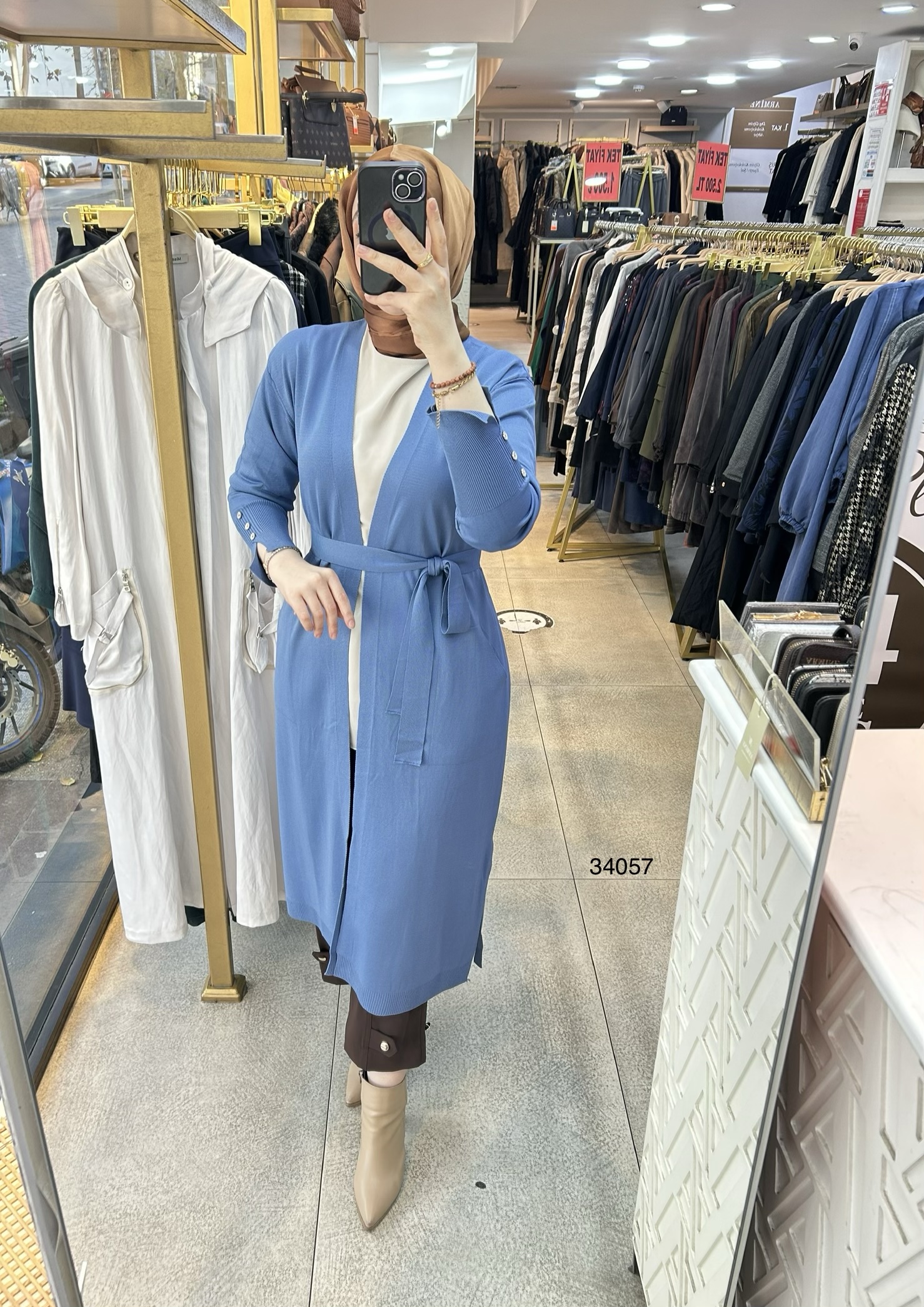 34057 Kol Kısmı Düğmeli Kemerli Hırka - Görsel 16