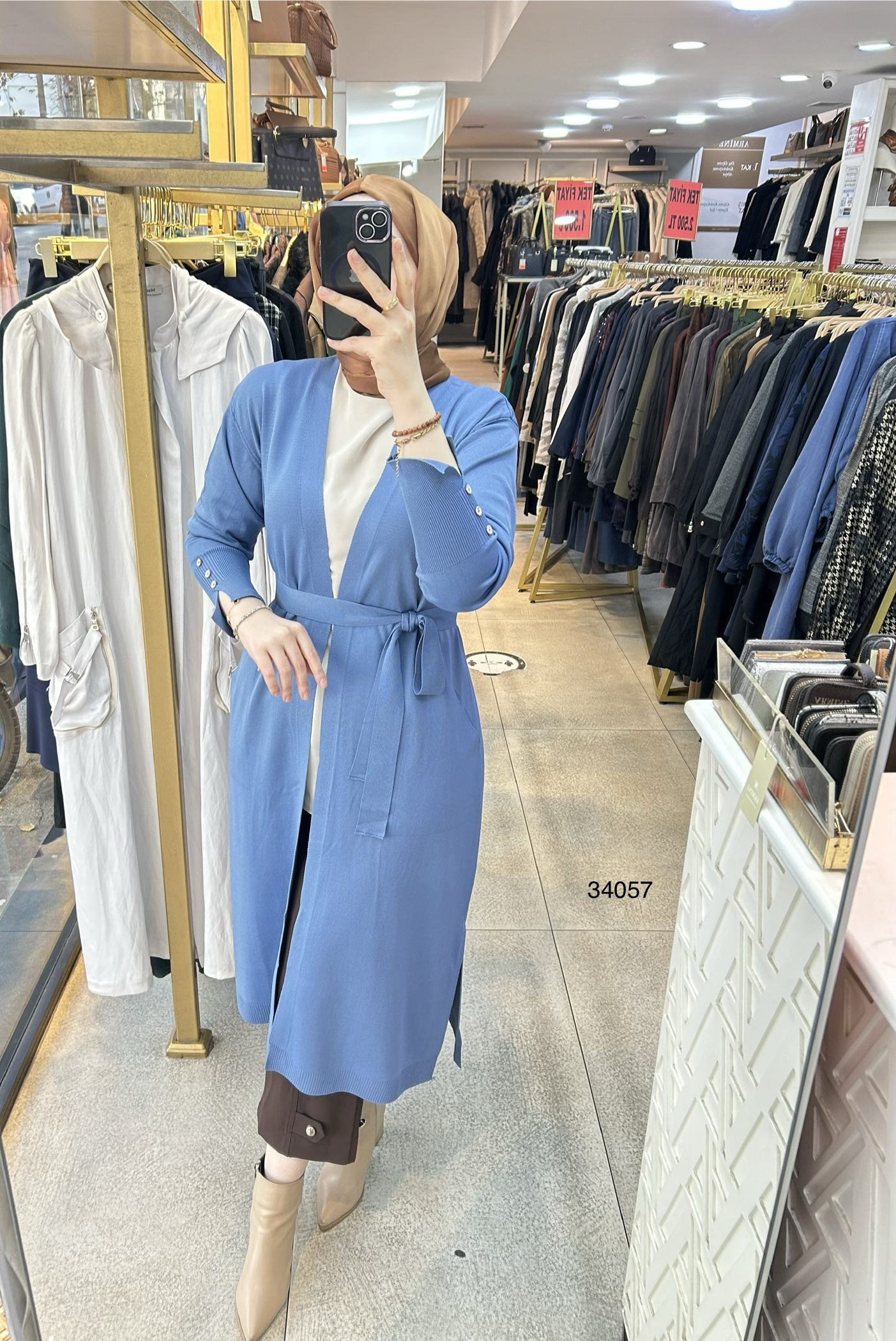 34057 Kol Kısmı Düğmeli Kemerli Hırka - Görsel 11