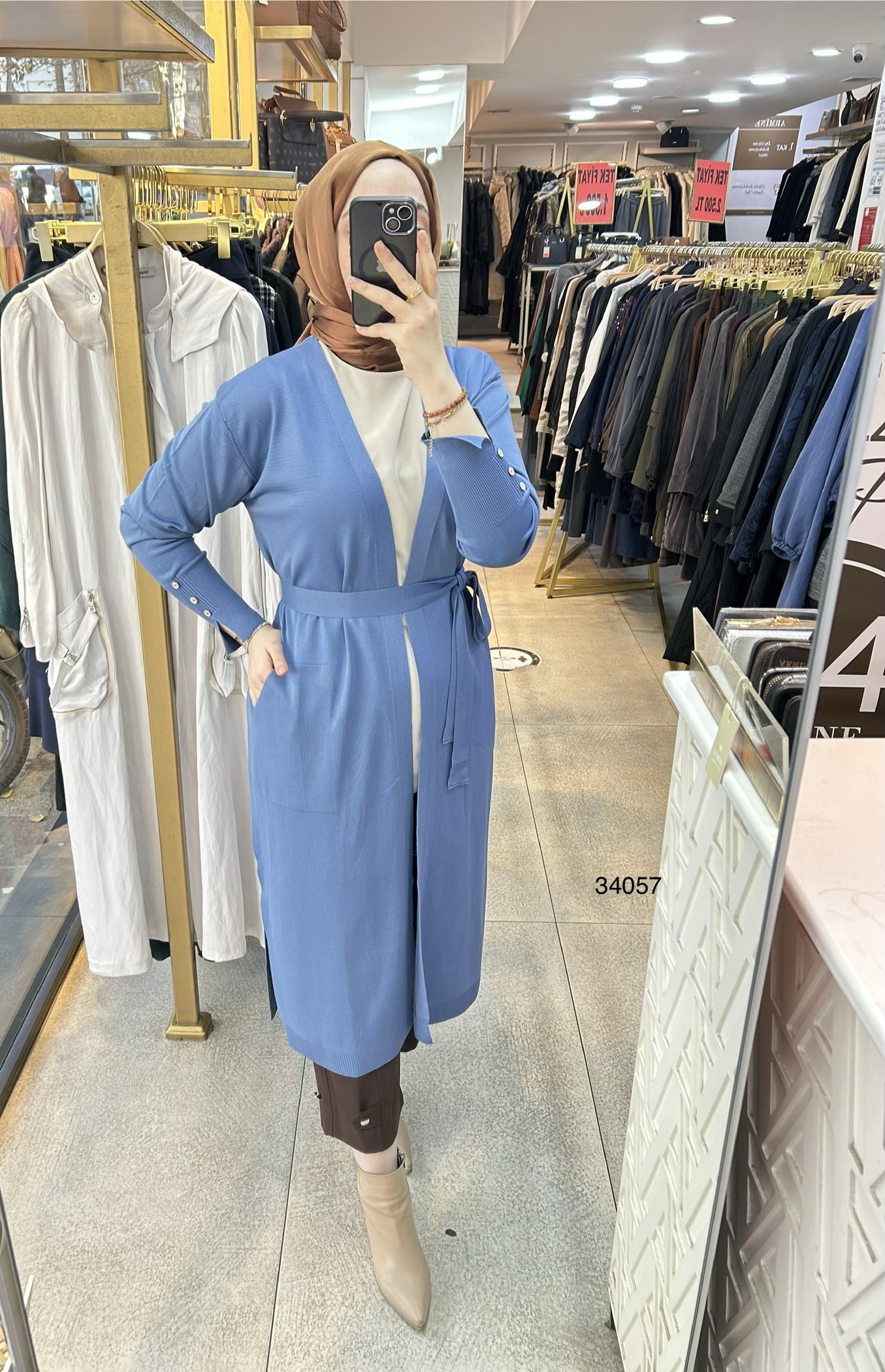 34057 Kol Kısmı Düğmeli Kemerli Hırka