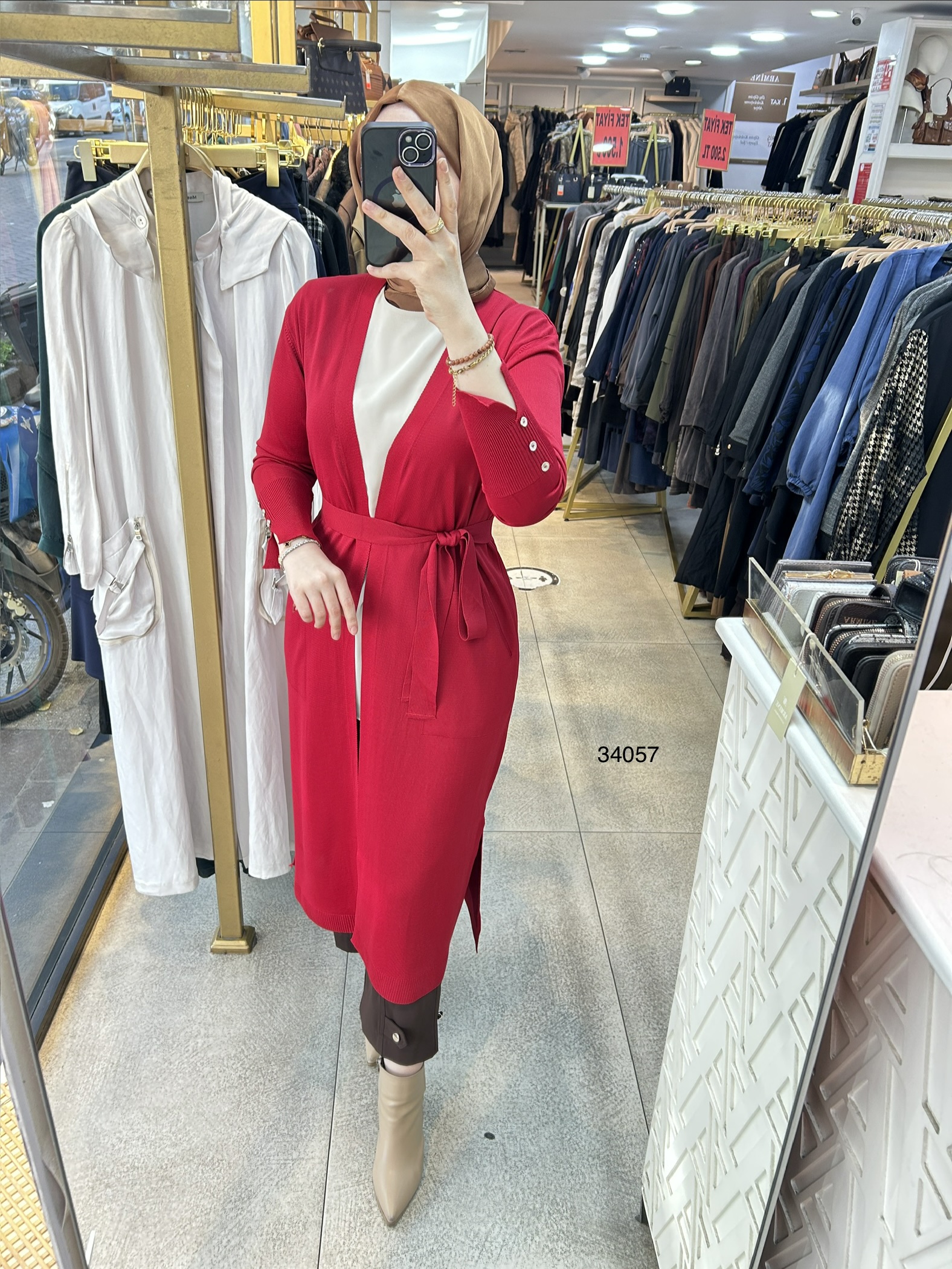 34057 Kol Kısmı Düğmeli Kemerli Hırka - Görsel 14