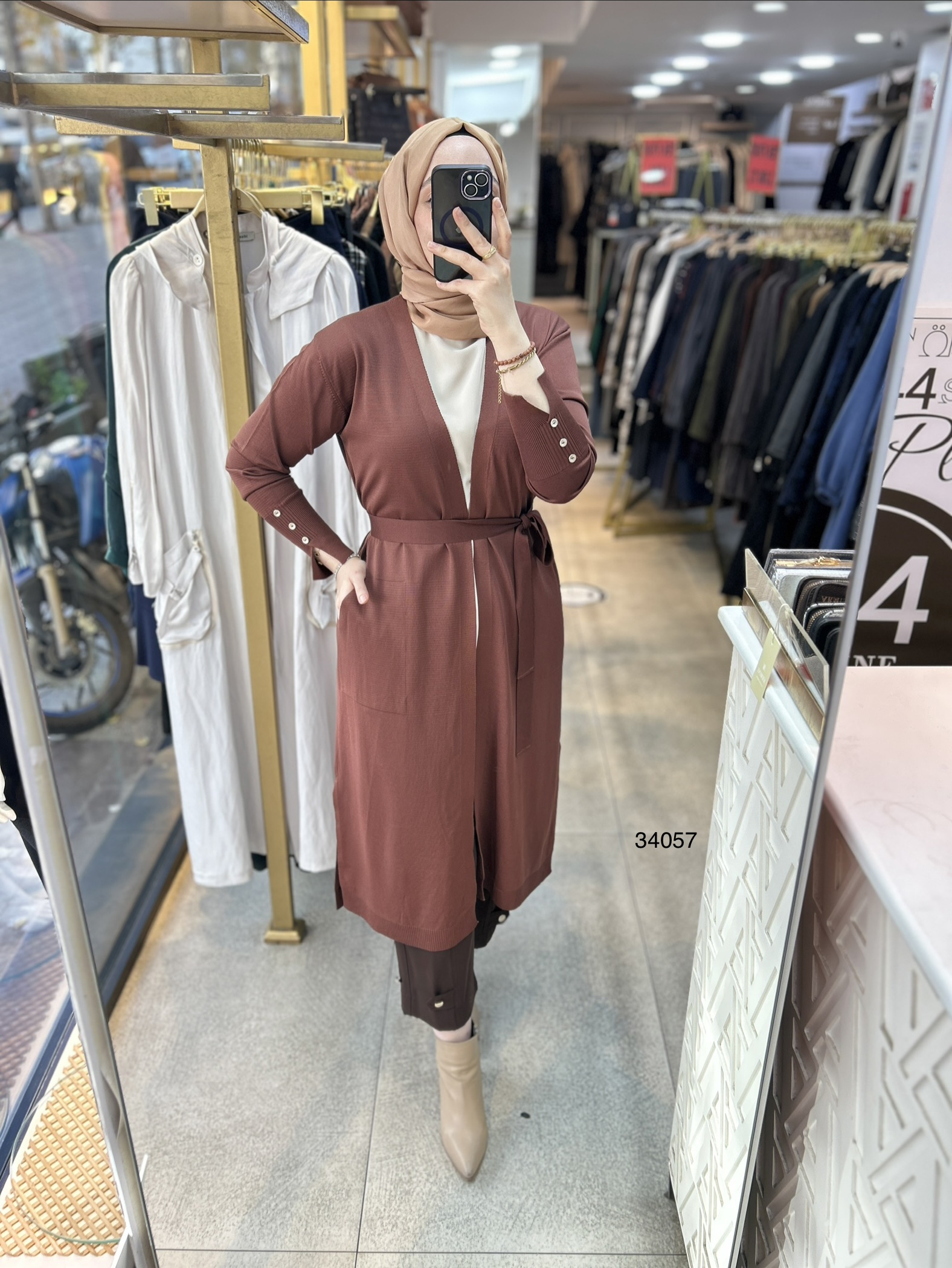 34057 Kol Kısmı Düğmeli Kemerli Hırka - Görsel 1