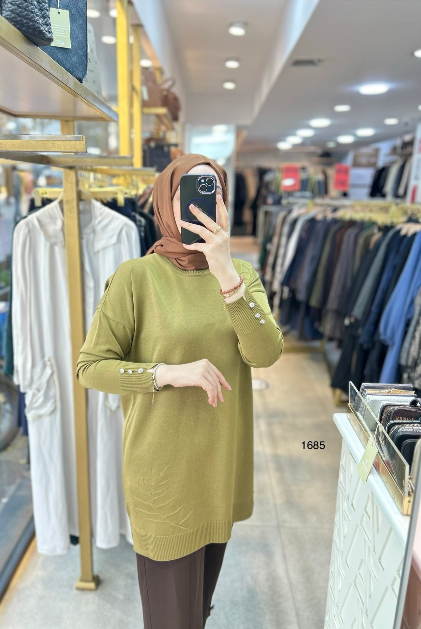 1685 Yaprak Desenli Merserize Triko