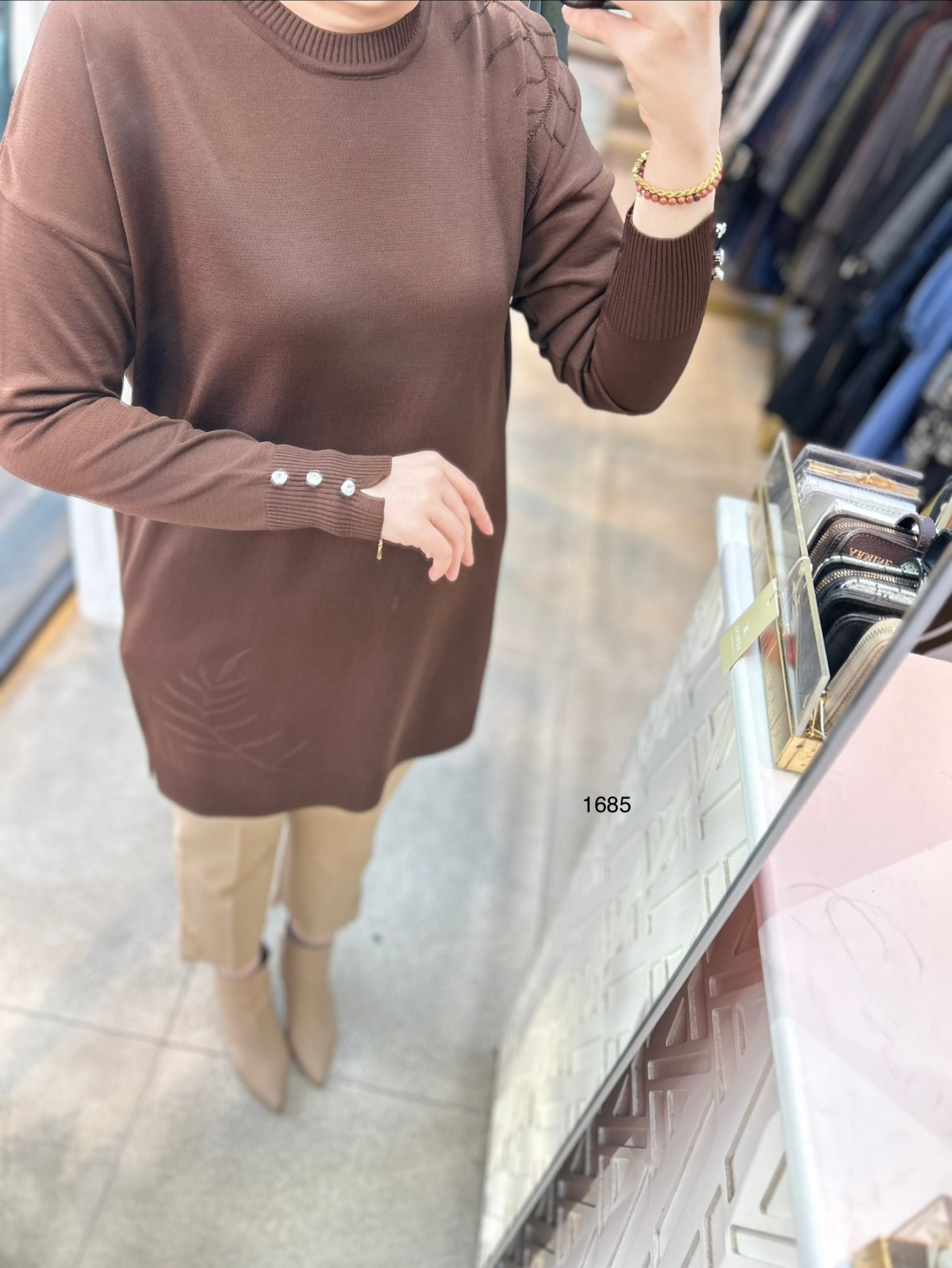 1685 Yaprak Desenli Merserize Triko