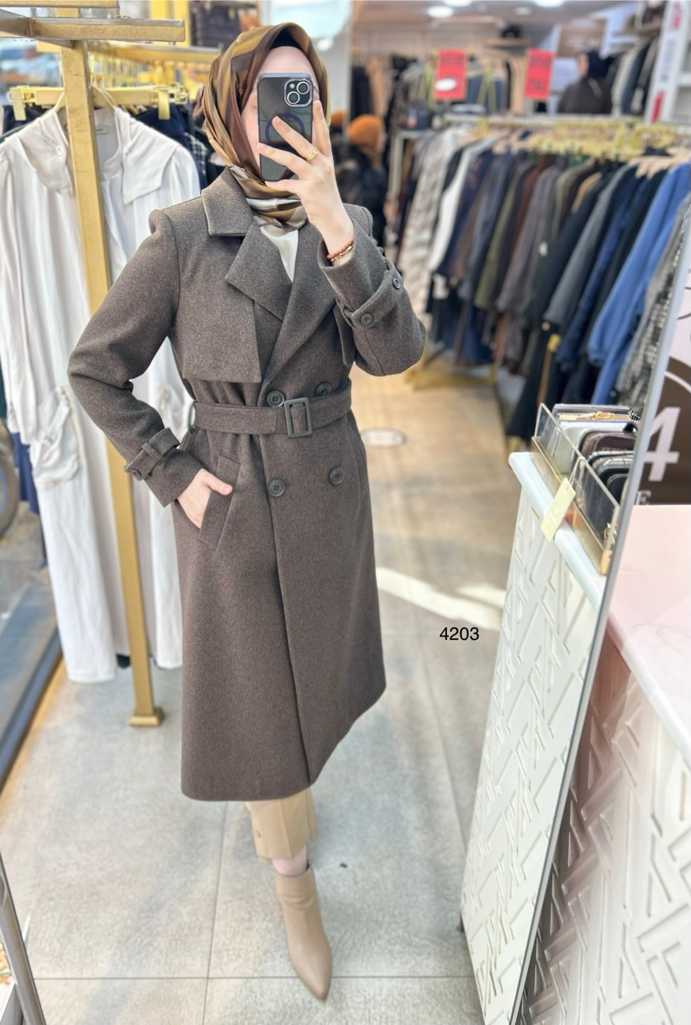 4203 Çift Düğmeli Kemerli Kaşe