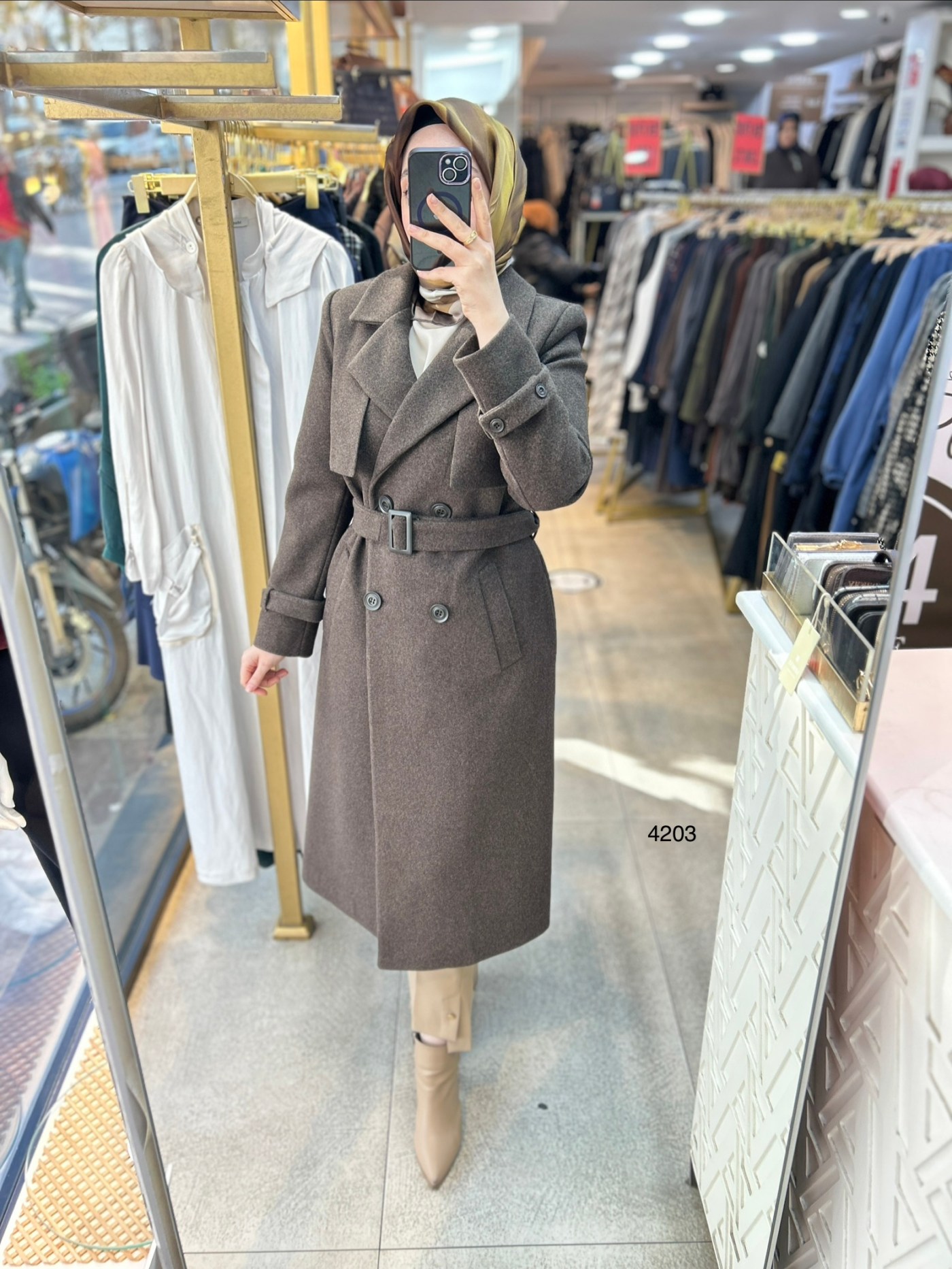 4203 Çift Düğmeli Kemerli Kaşe