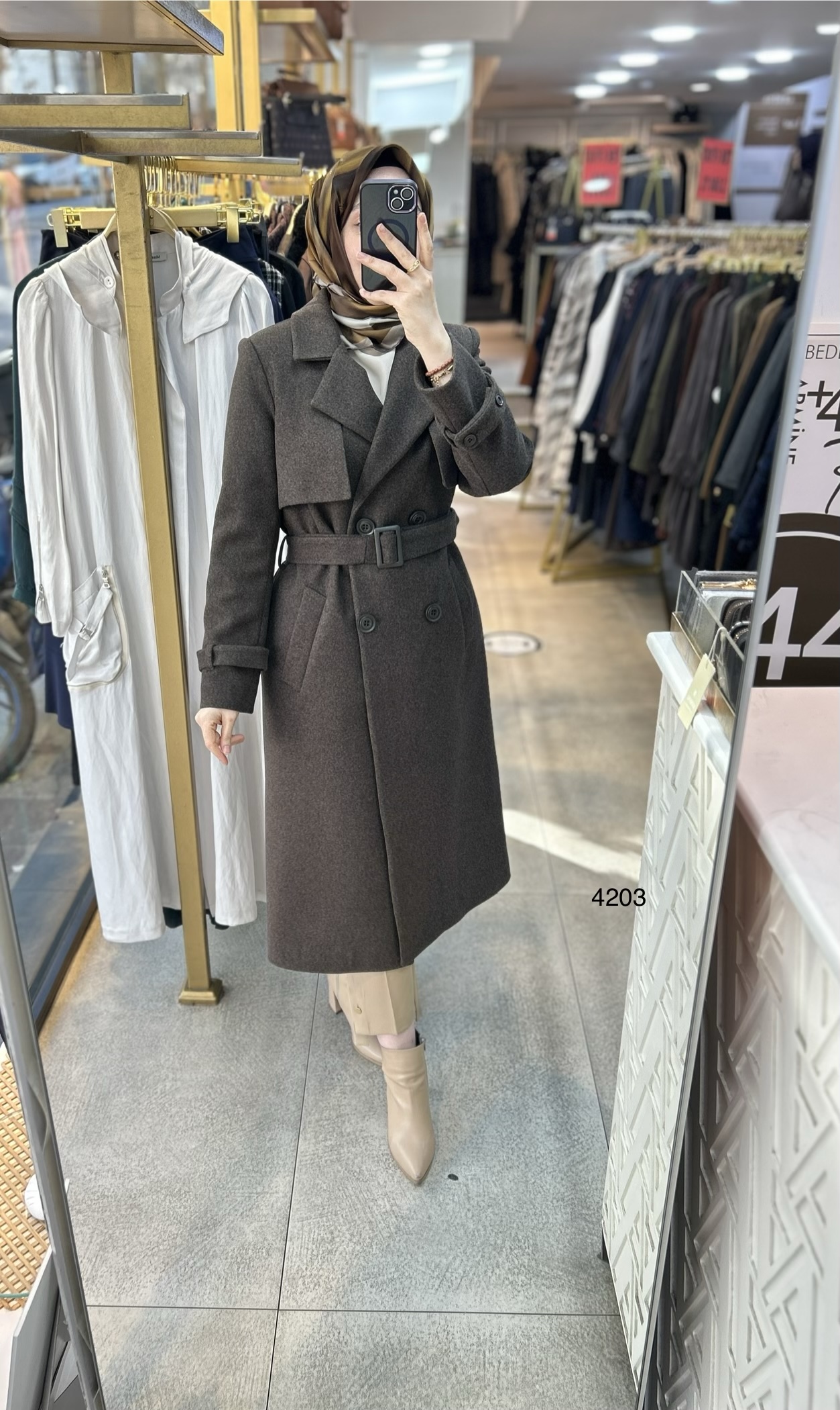 4203 Çift Düğmeli Kemerli Kaşe