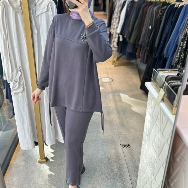 1555 Çiçek Aksesuarlı Spor Takım - Görsel 9