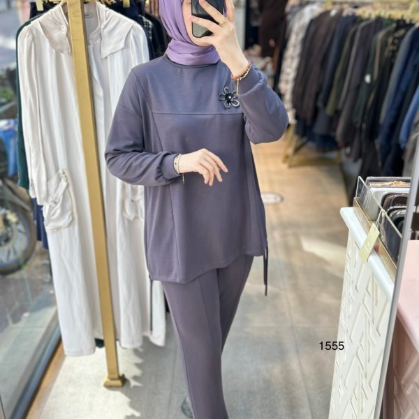 1555 Çiçek Aksesuarlı Spor Takım - Görsel 8