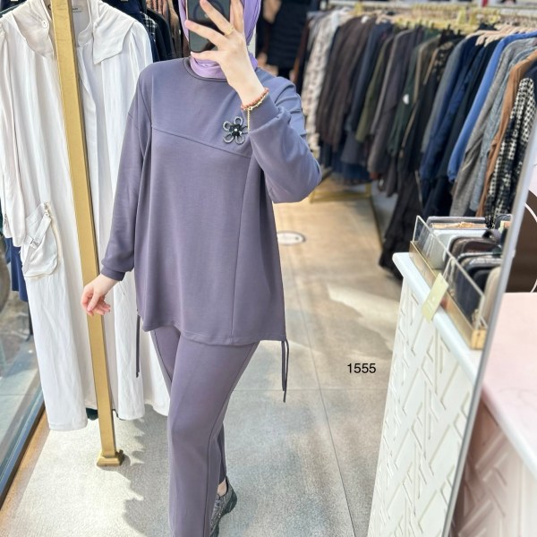 1555 Çiçek Aksesuarlı Spor Takım - Görsel 10