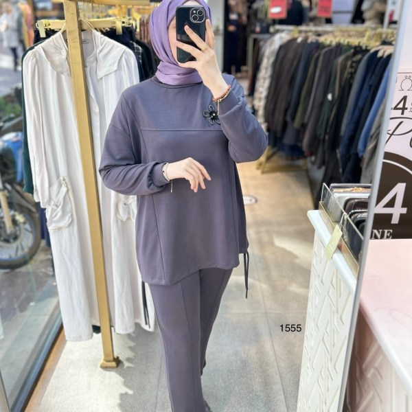 1555 Çiçek Aksesuarlı Spor Takım - Görsel 6