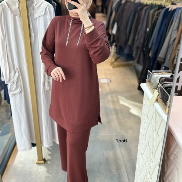 1556 Yüksek Yaka Zincir Detaylı Spor Takım - Görsel 1