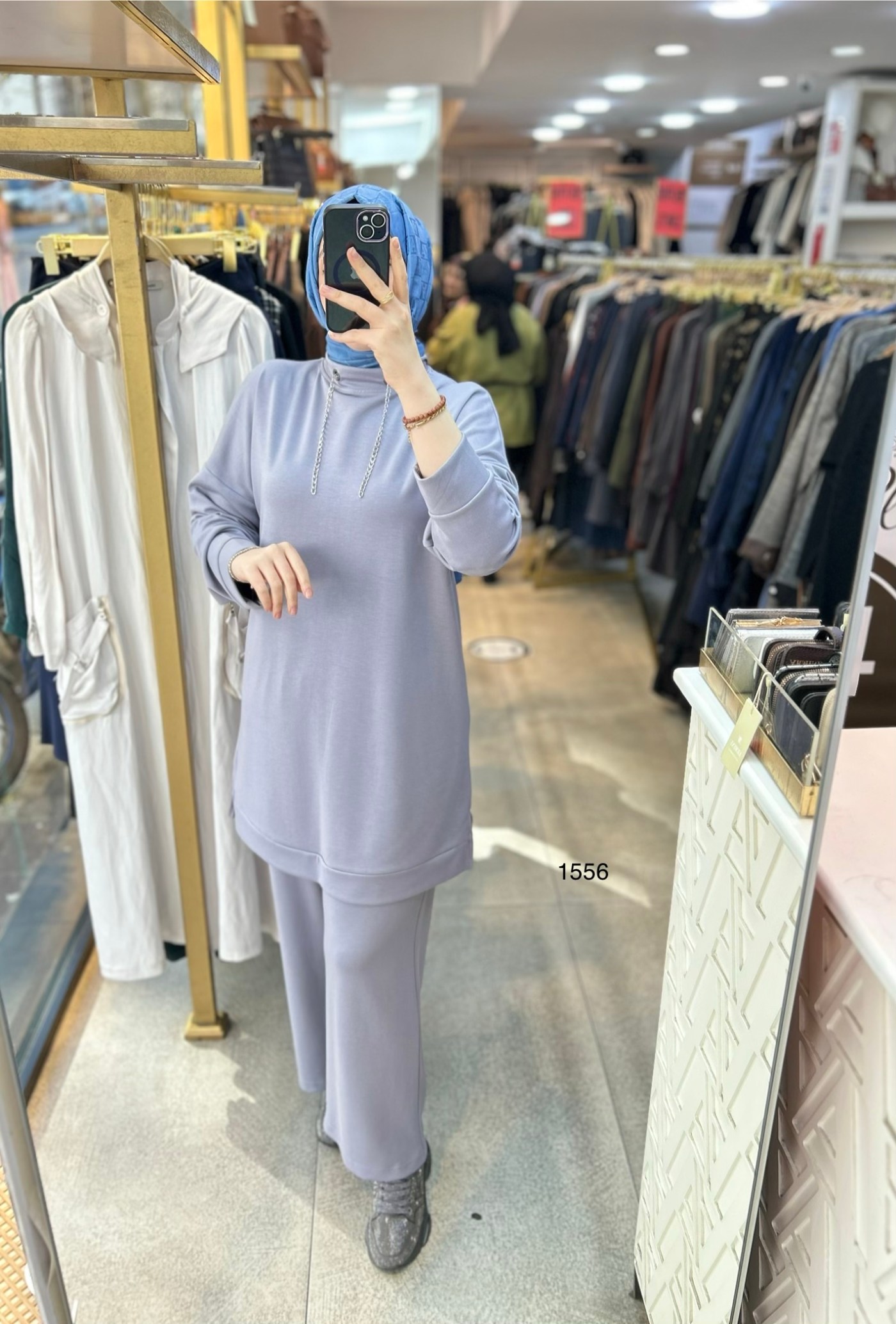 1556 Yüksek Yaka Zincir Detaylı Spor Takım