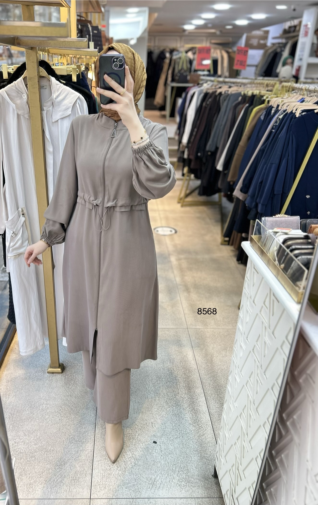 8568 Fermuarlı Takım