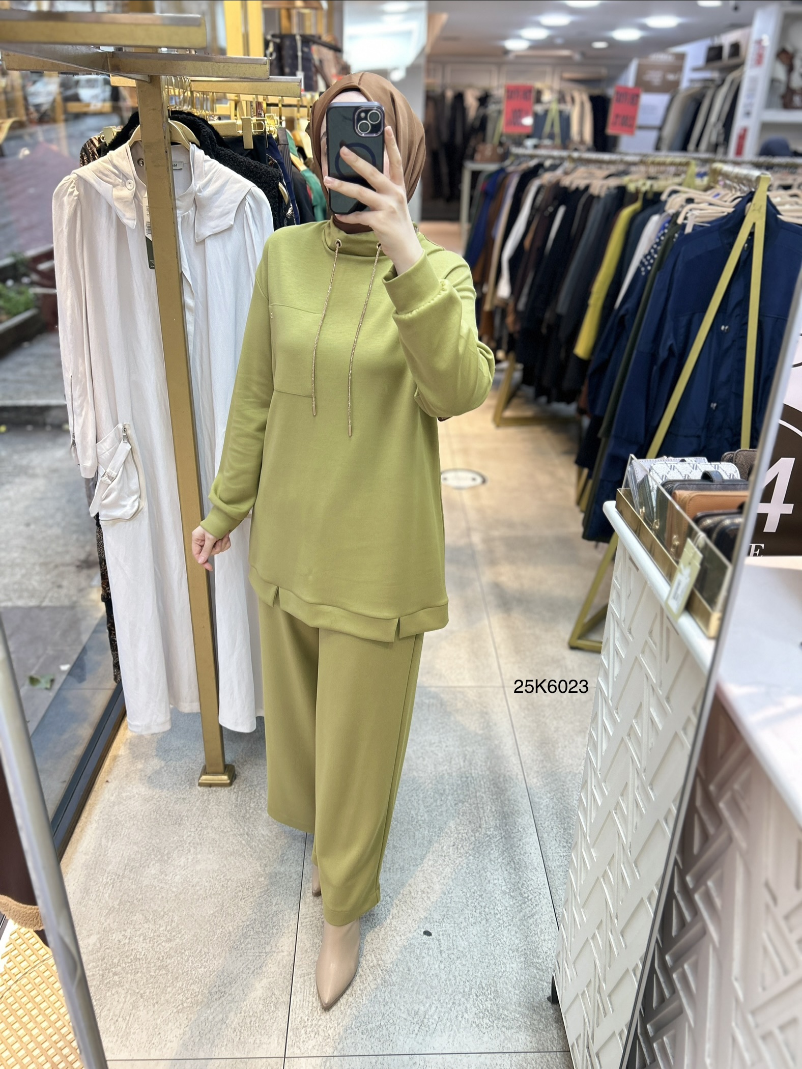 25K6023 Cep Detaylı Spor Takım - Görsel 10