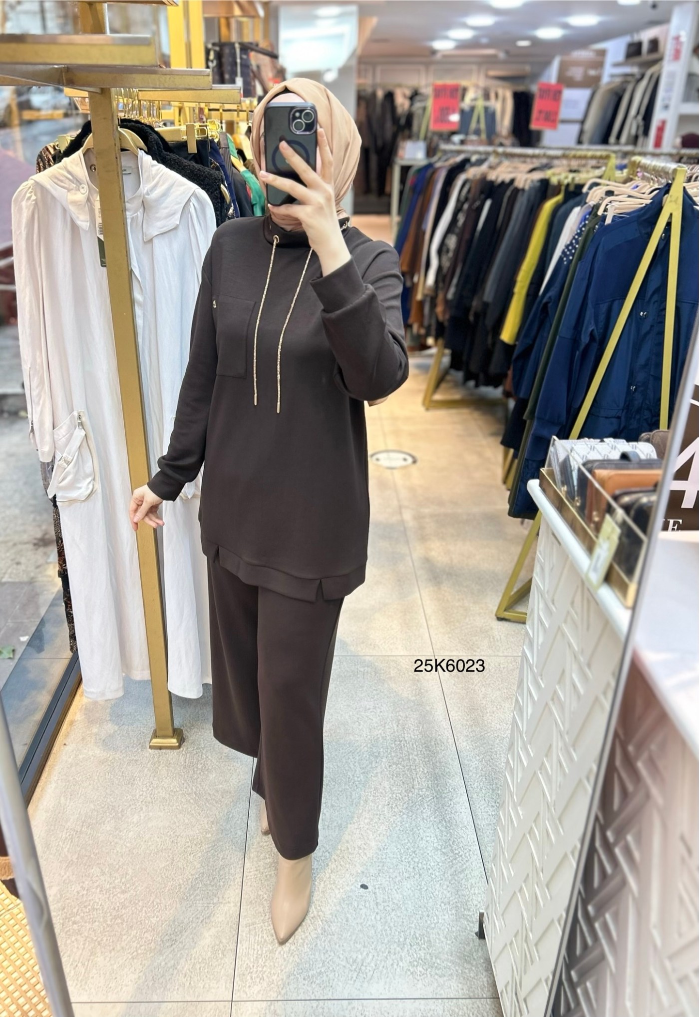 25K6023 Cep Detaylı Spor Takım