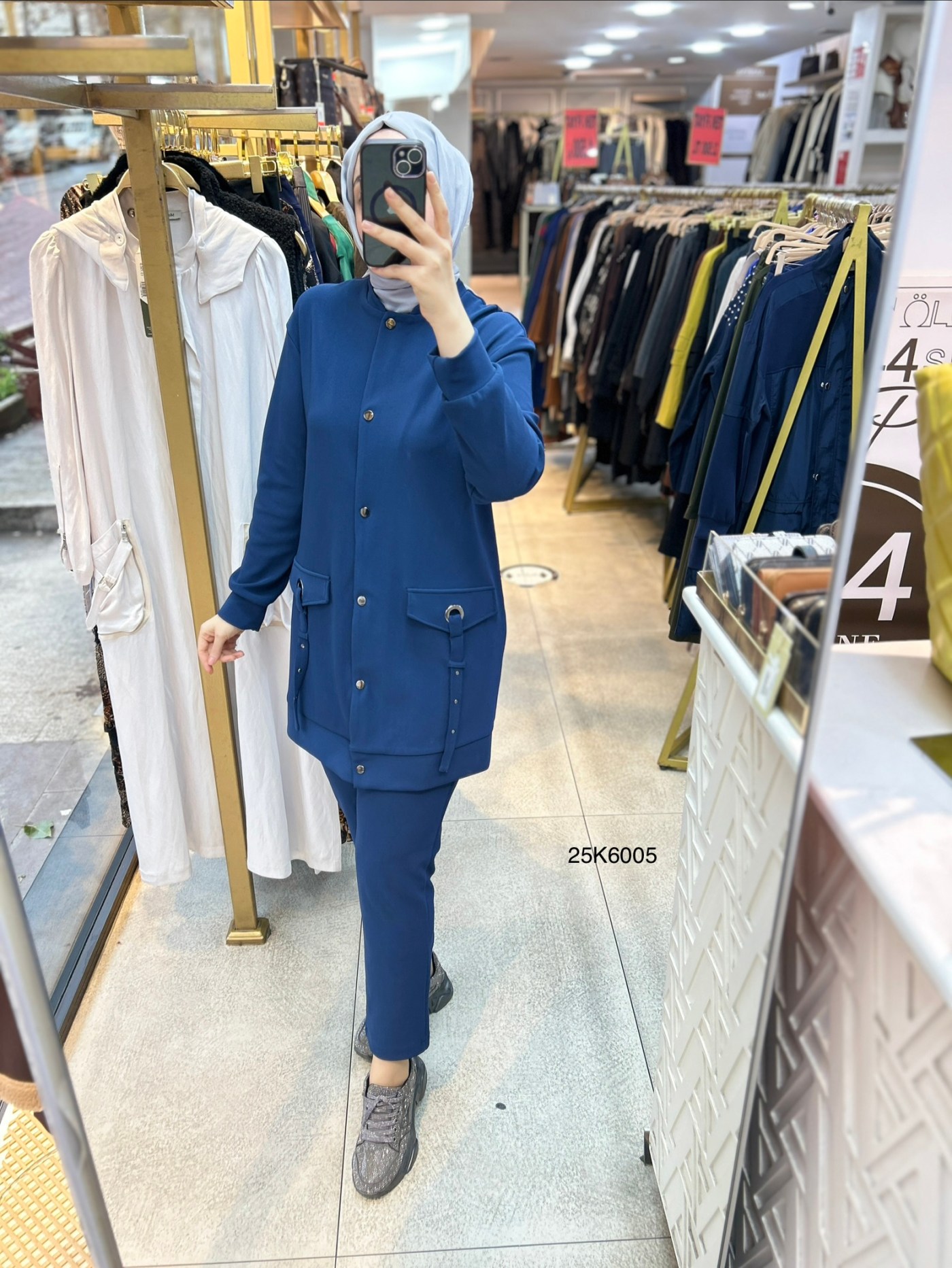 25K6005 Cep Detayı Kemerli Spor Takım