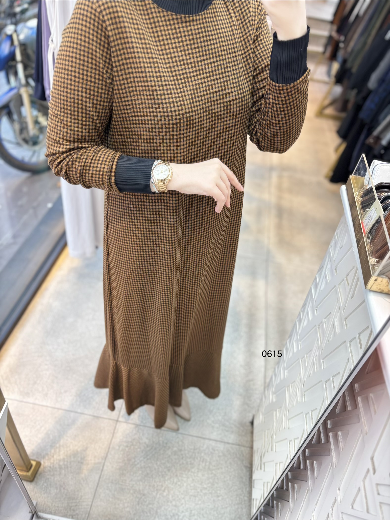 0615 Ekose Desenli Elbise - Görsel 5