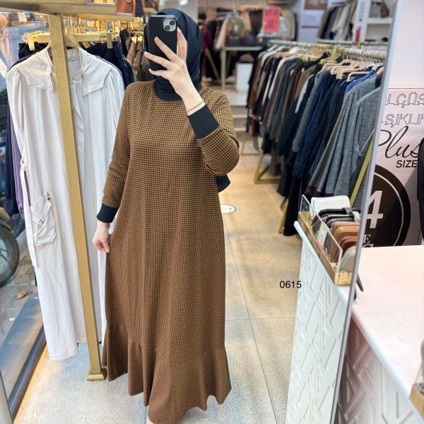 0615 Ekose Desenli Elbise - Görsel 11