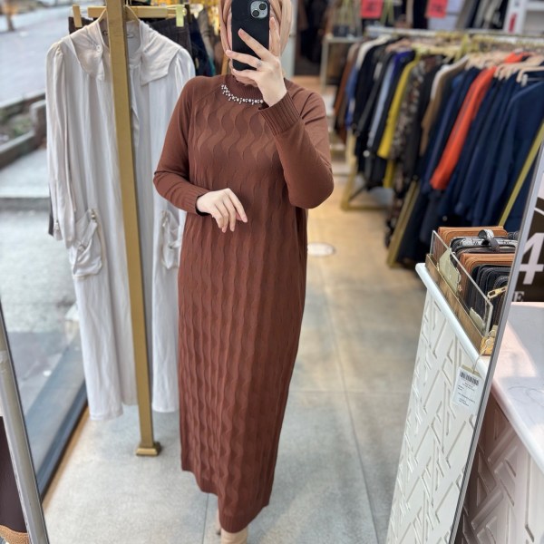 9004 Yakası Taşlı Merserize Elbise - Görsel 1