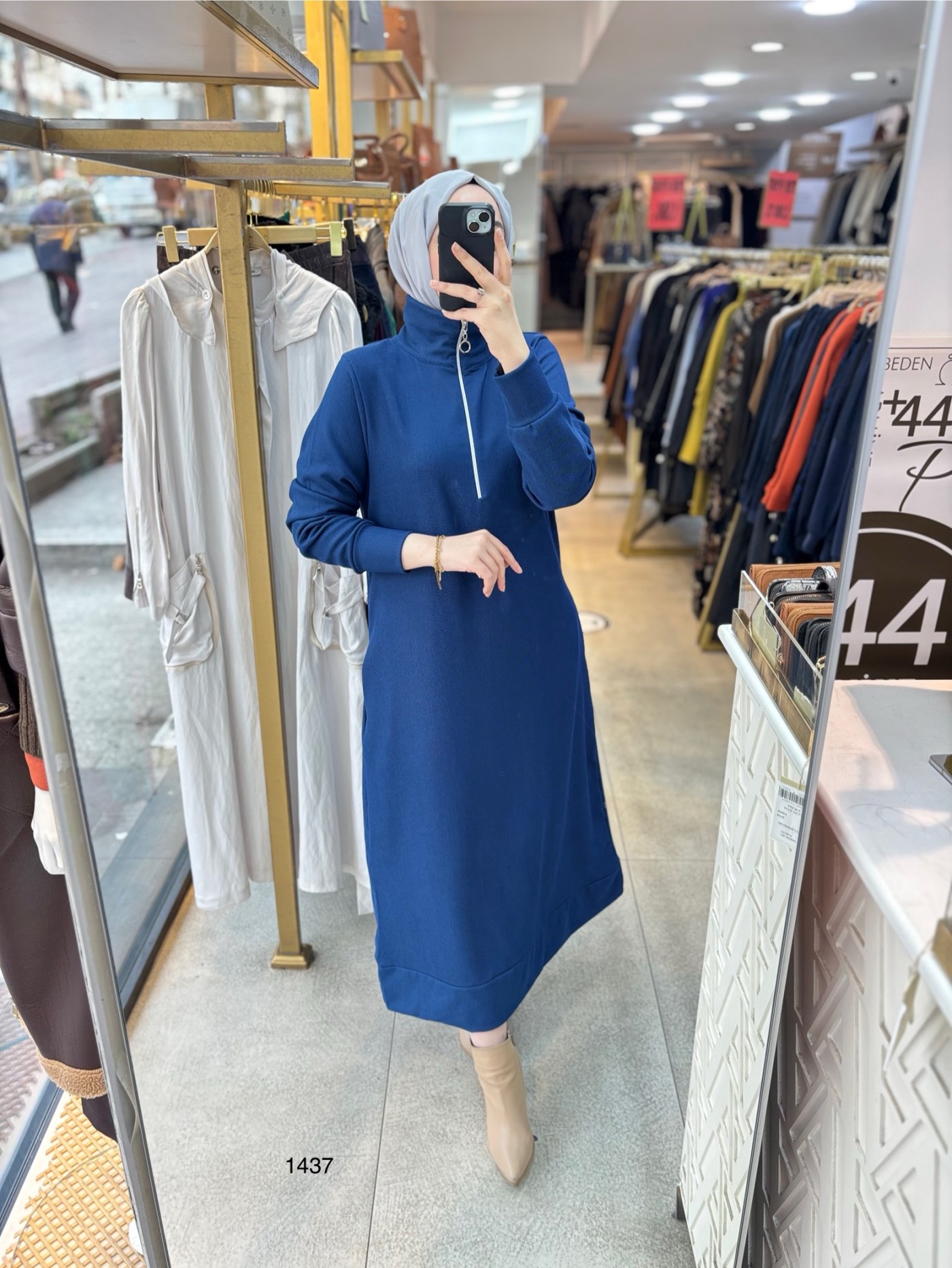 1437 Fermuarlı Elbise