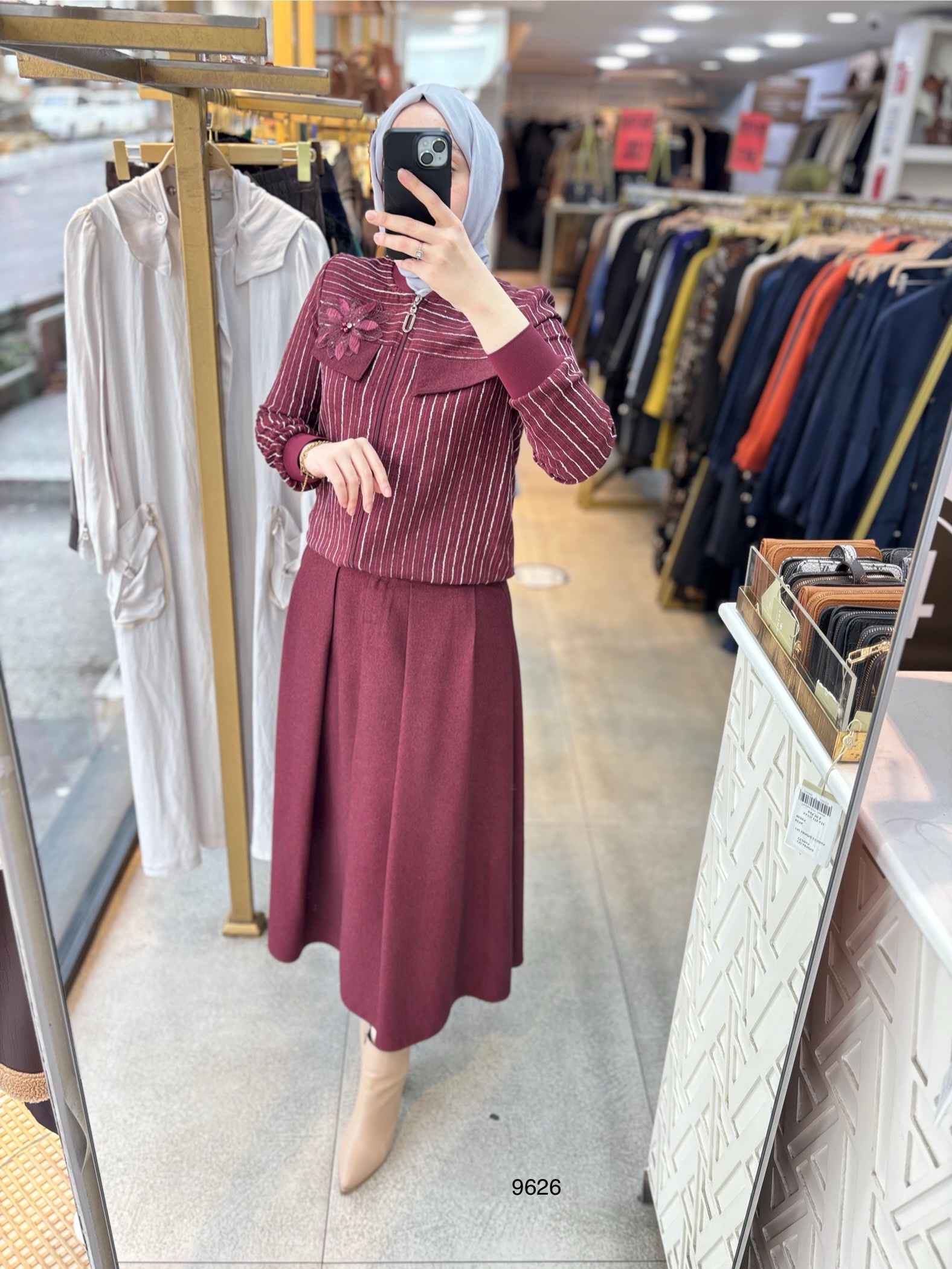 9626 Yaka Gül Detaylı Etekli Takım - Görsel 5