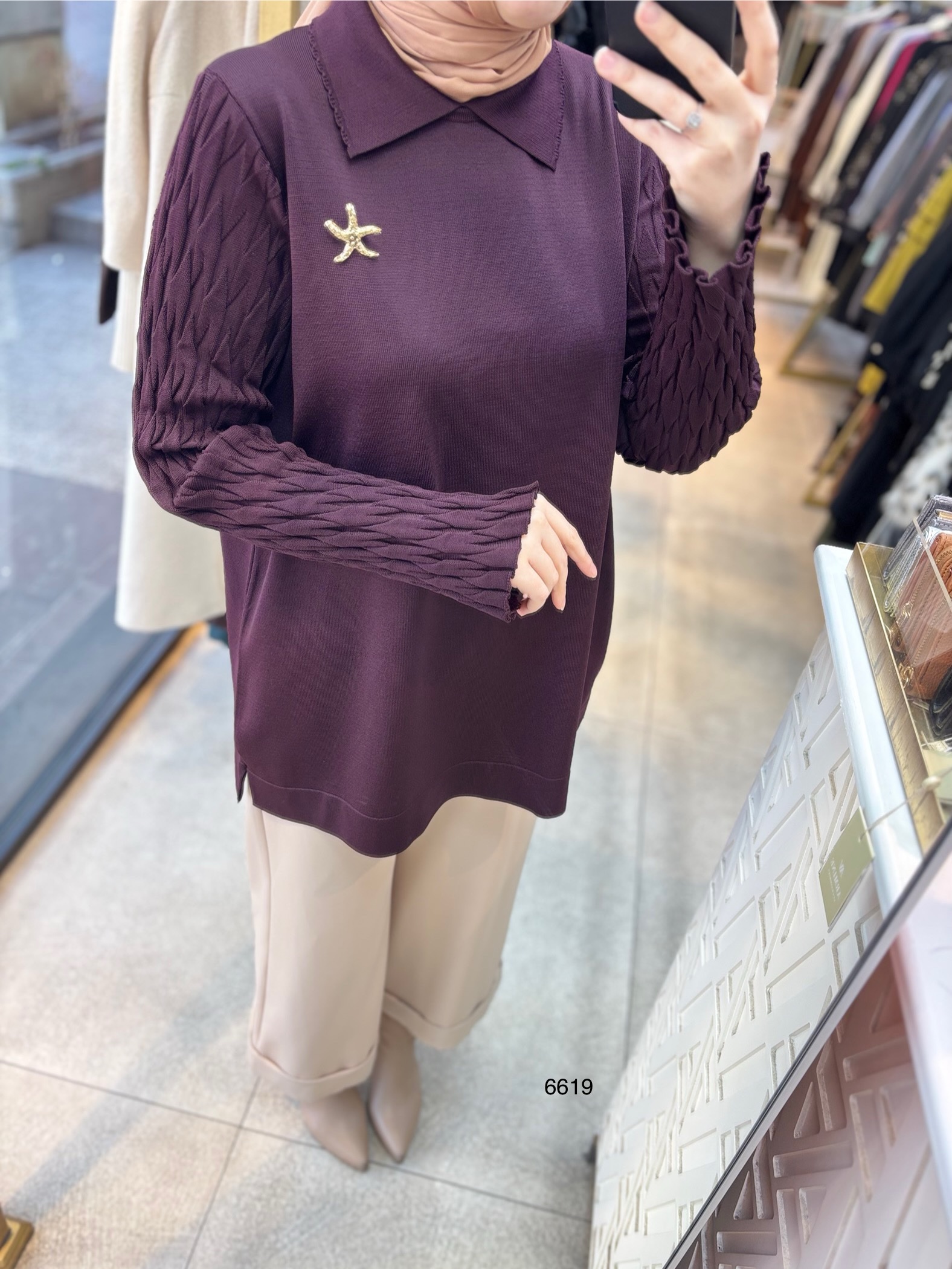 6619 Gömlek Yaka Broş Detaylı Merserize Tunik - Görsel 4