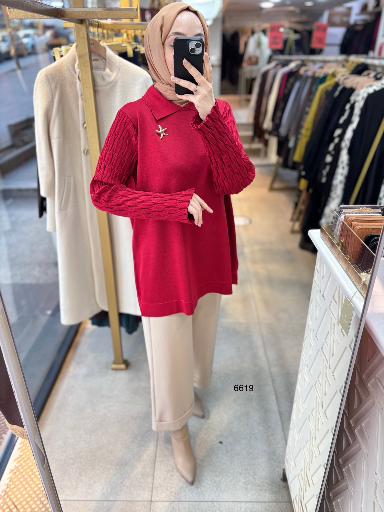 6619 Gömlek Yaka Broş Detaylı Merserize Tunik - Görsel 1