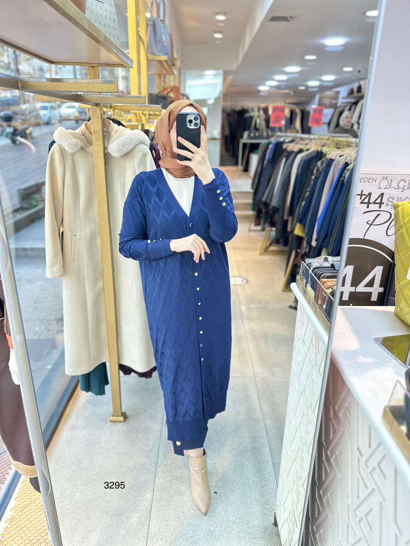 3295 Baklava Desenli Uzun Hırka