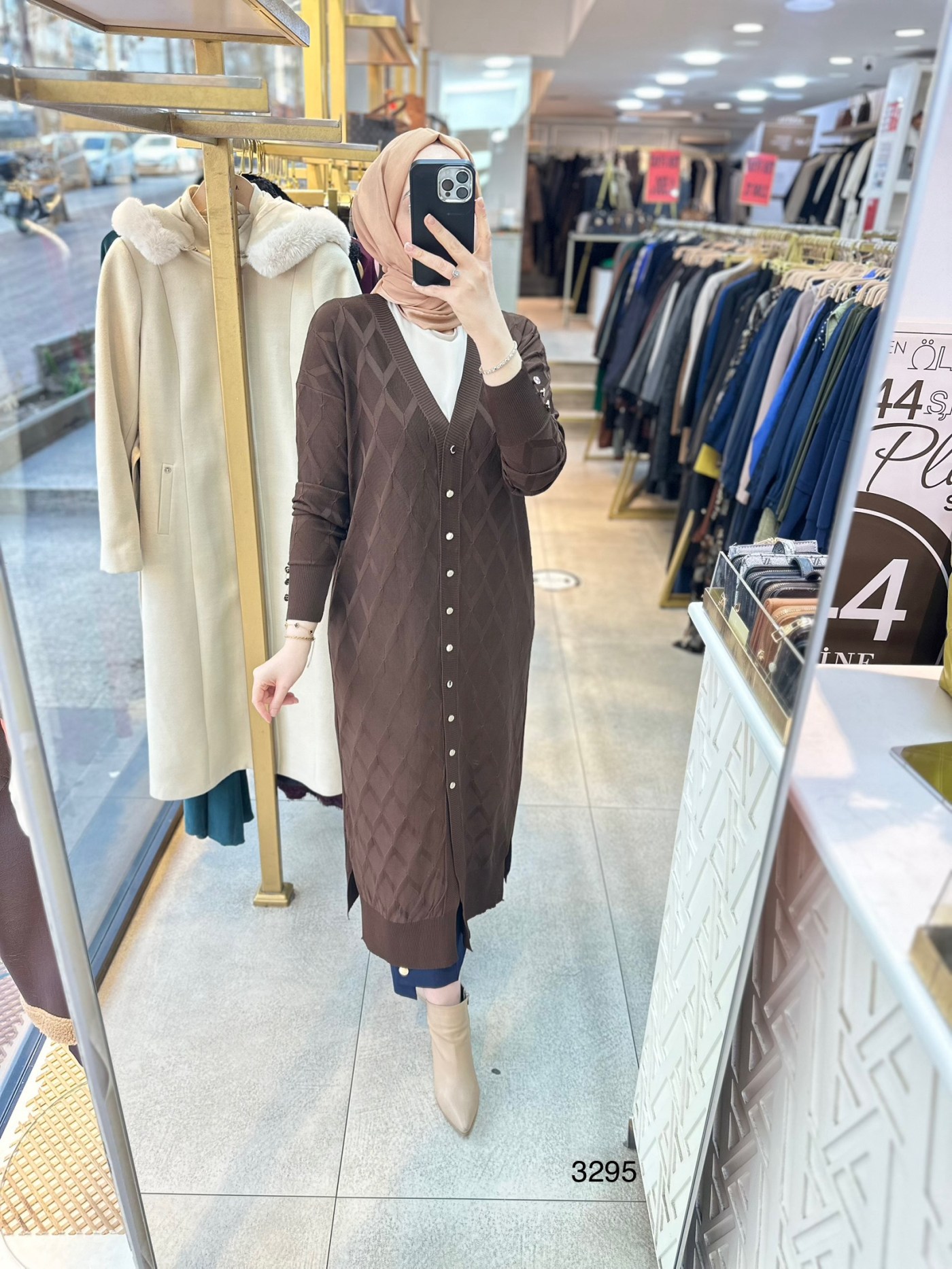 3295 Baklava Desenli Uzun Hırka